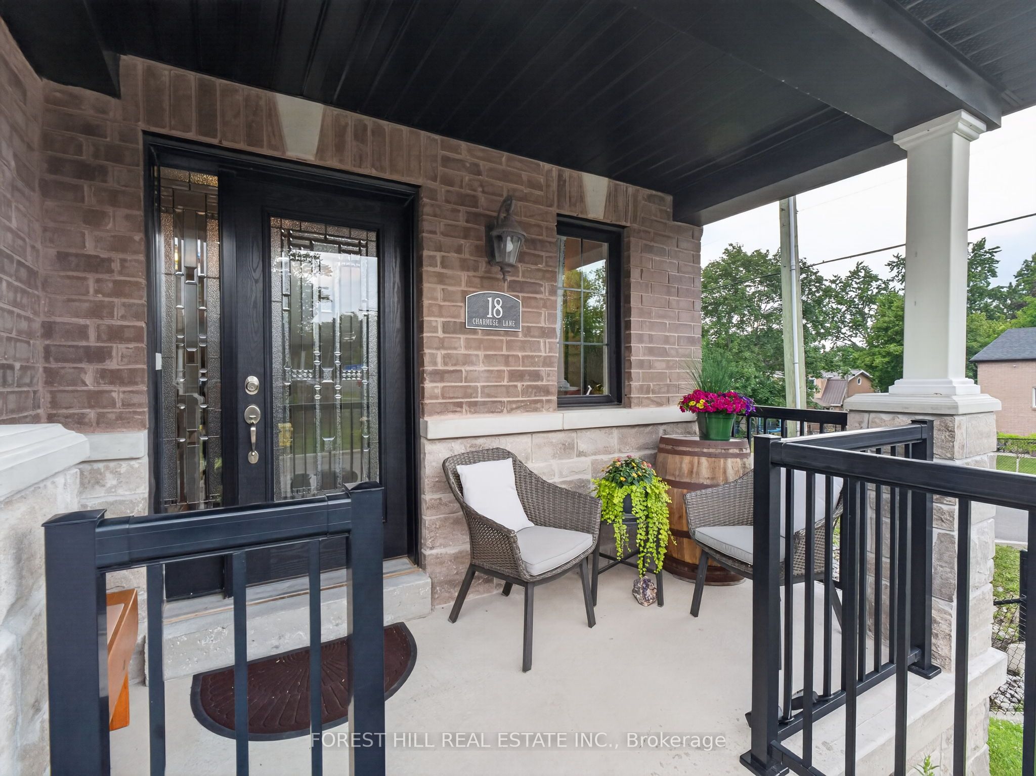 18 Charmuse Lane, East Gwillimbury, ON L9N 0N7 photo 5