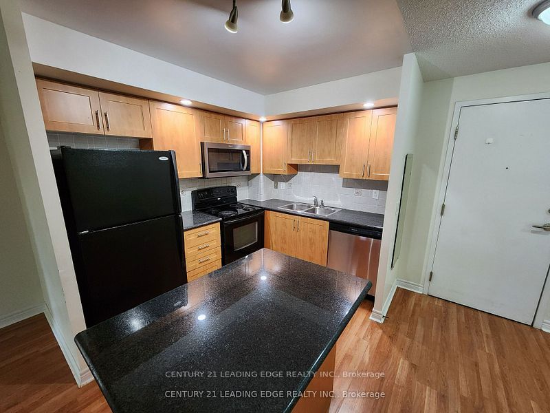 33 Cox Boulevard 233, Markham, ON L3R 8A6 photo 4