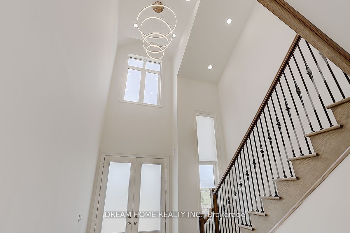 125 Prairie Rose Drive, Richmond Hill, ON L4S 0M8 photo 3