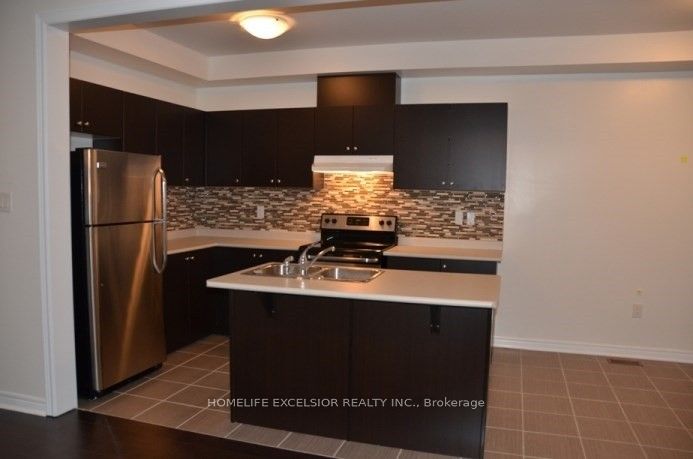 28 Black Locust Drive, Markham, ON L6E 0P8 photo 4