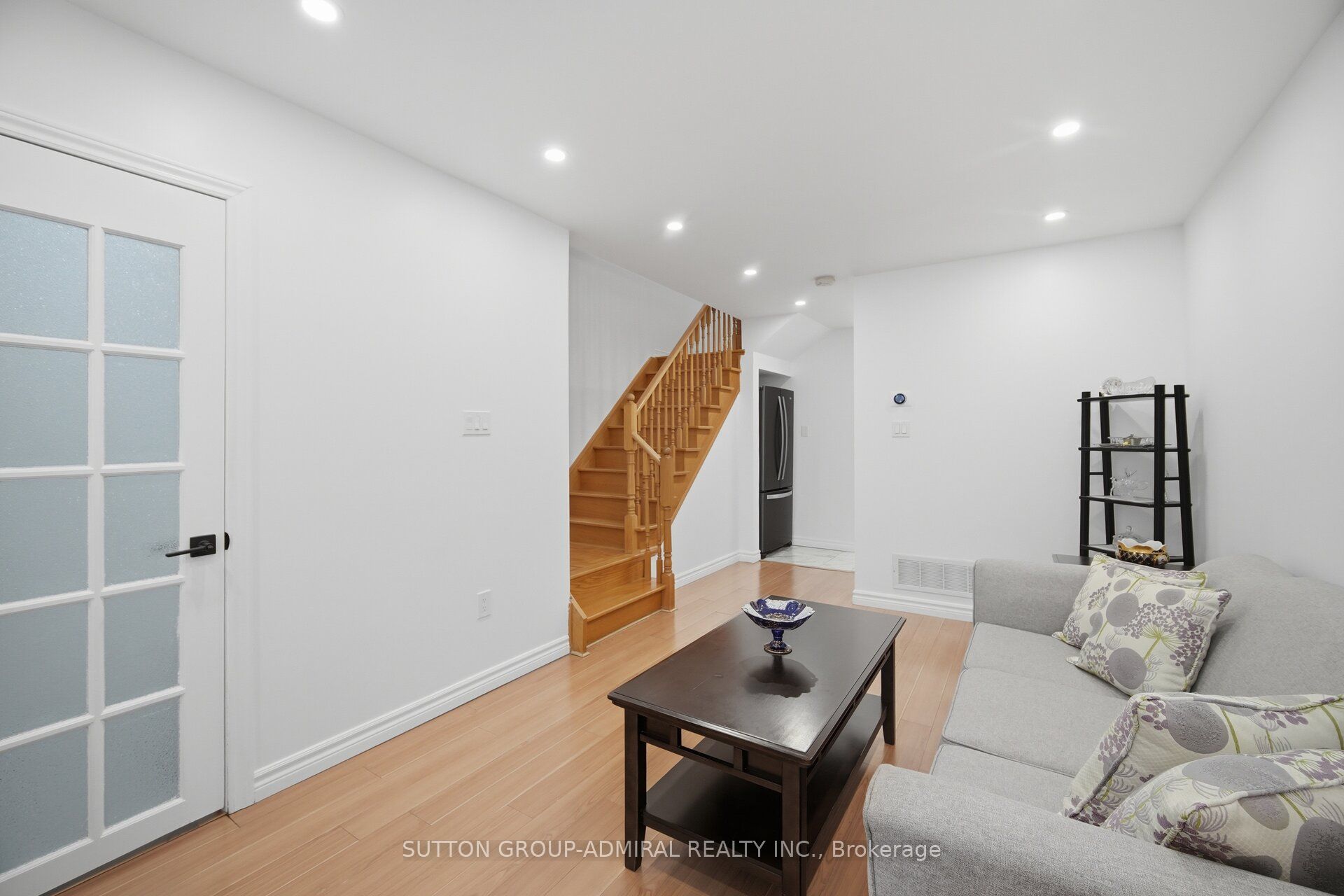 190 Bantry Avenue, Richmond Hill, ON L4B 4T6 photo 4
