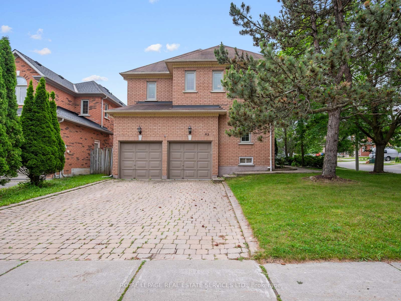 63 Deerglen Terrace, Aurora, ON L4G 6Y2