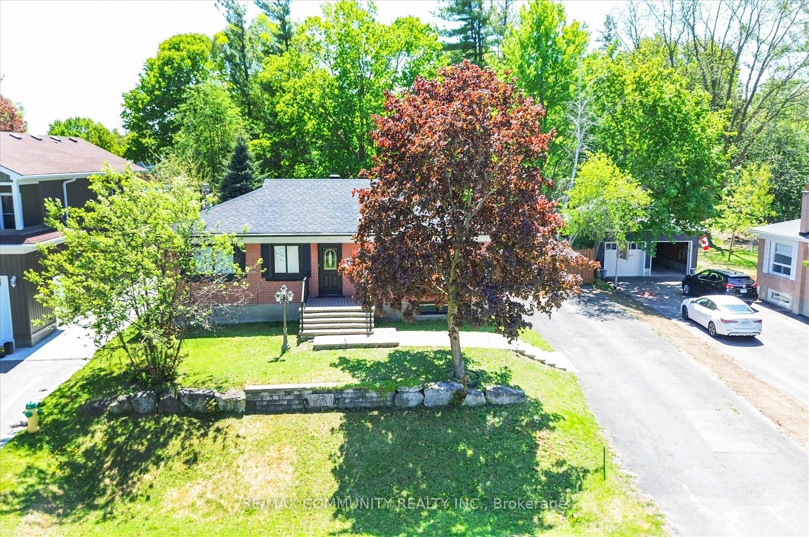 25 George Street, New Tecumseth, ON L9R 1M7 photo 3