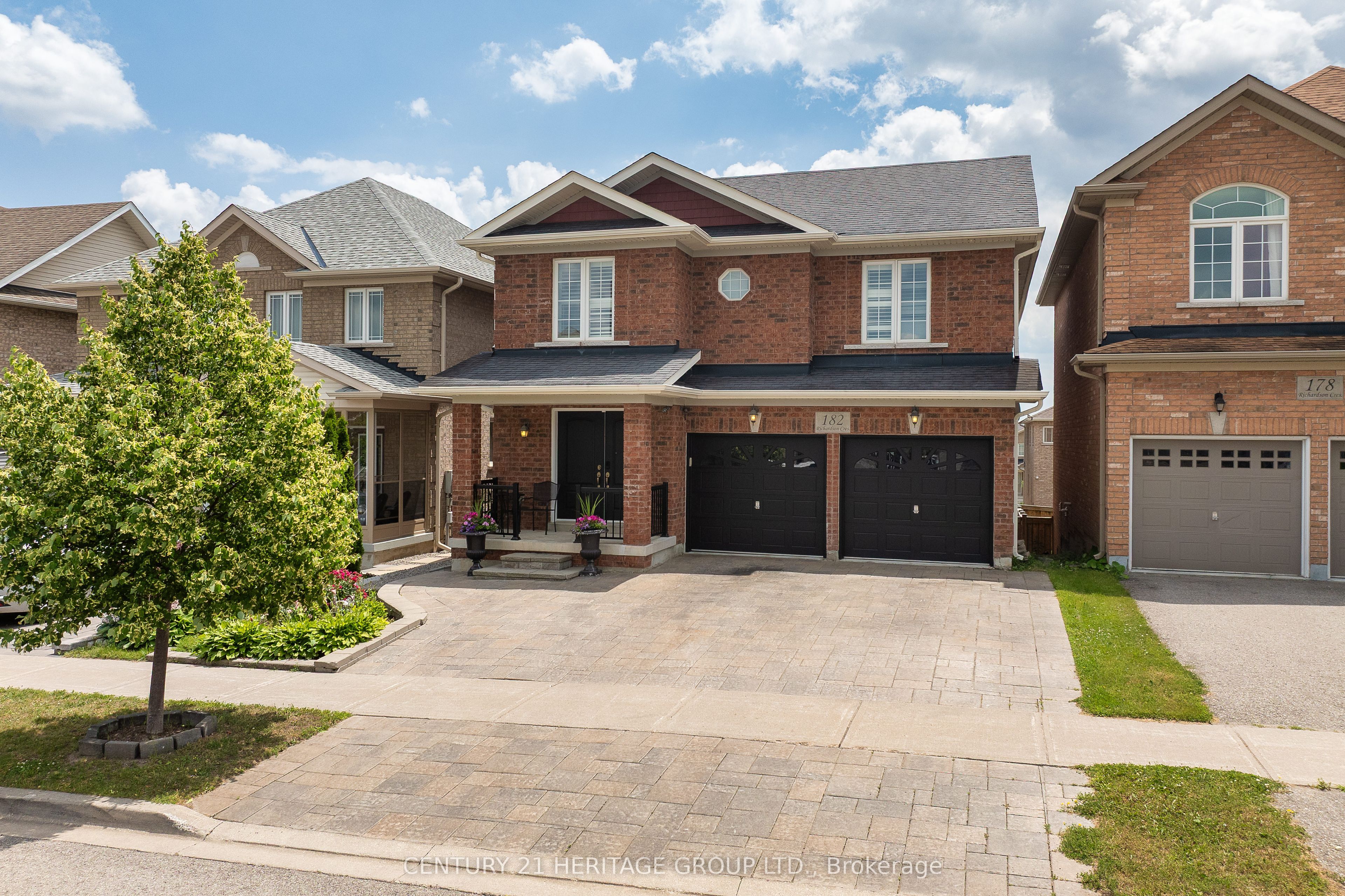 182 Richardson Crescent, Bradford West Gwillimbury, ON L3Z 0N5 photo 5