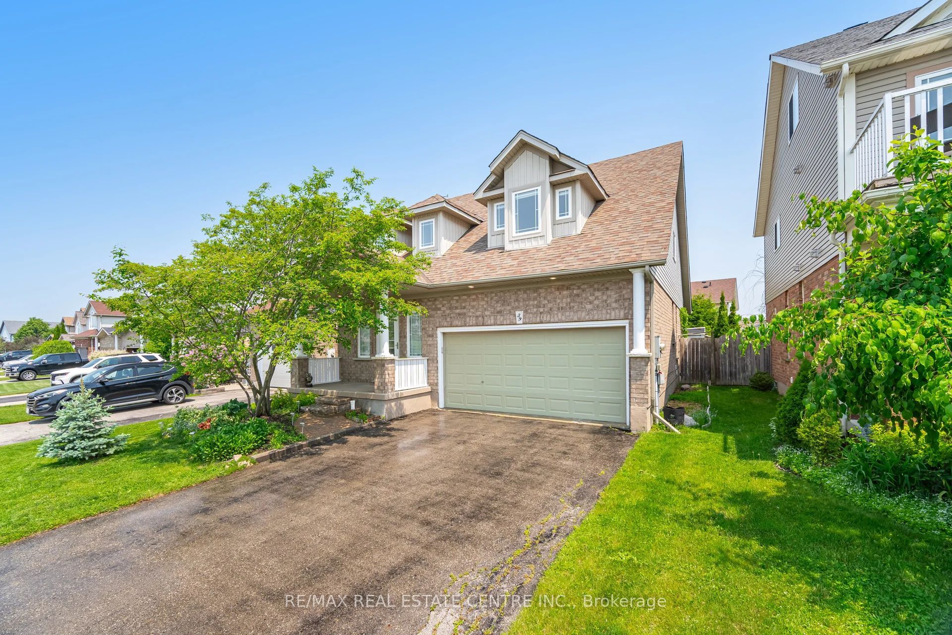 39 Stoneham Street, New Tecumseth, ON L9R 2E6 photo 2
