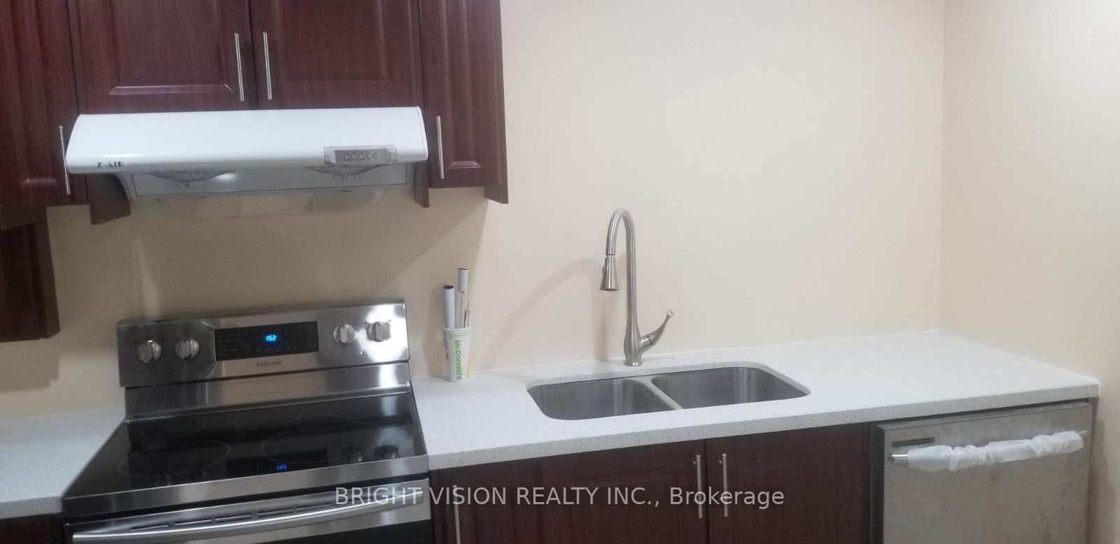 93 Chloe Crescent Bsmt, Markham, ON L3S 2H9 photo 5