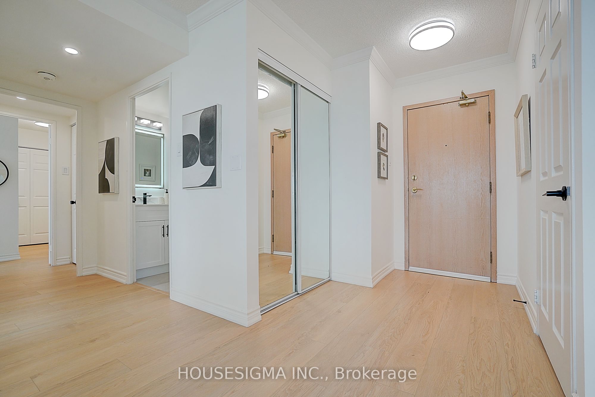 7805 Bayview Avenue N 1123, Markham, ON L3T 7N1 photo 4