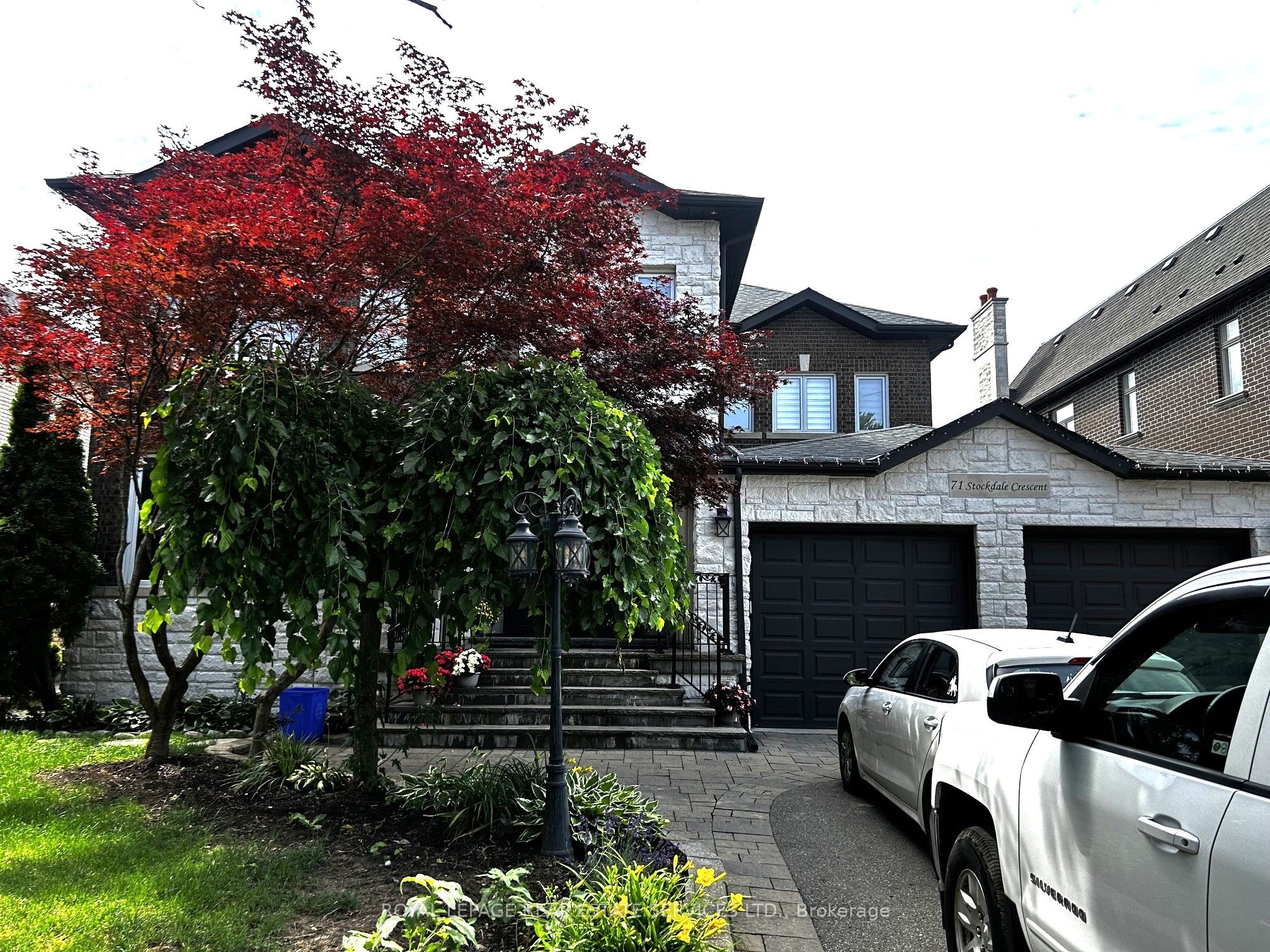 71 Stockdale Crescent, Richmond Hill, ON L4C 3T1