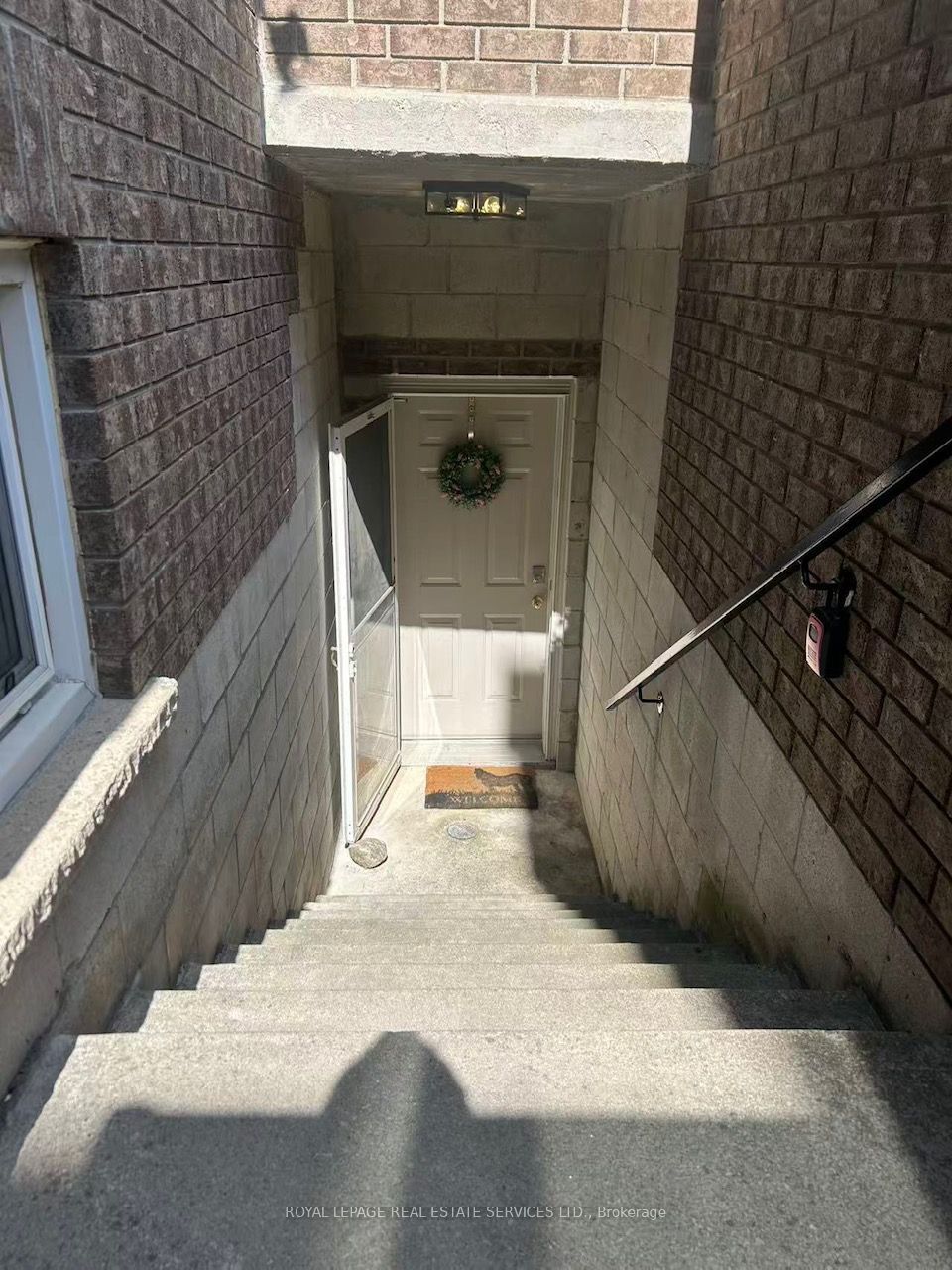 71 Stockdale Crescent, Richmond Hill, ON L4C 3T1 photo 4