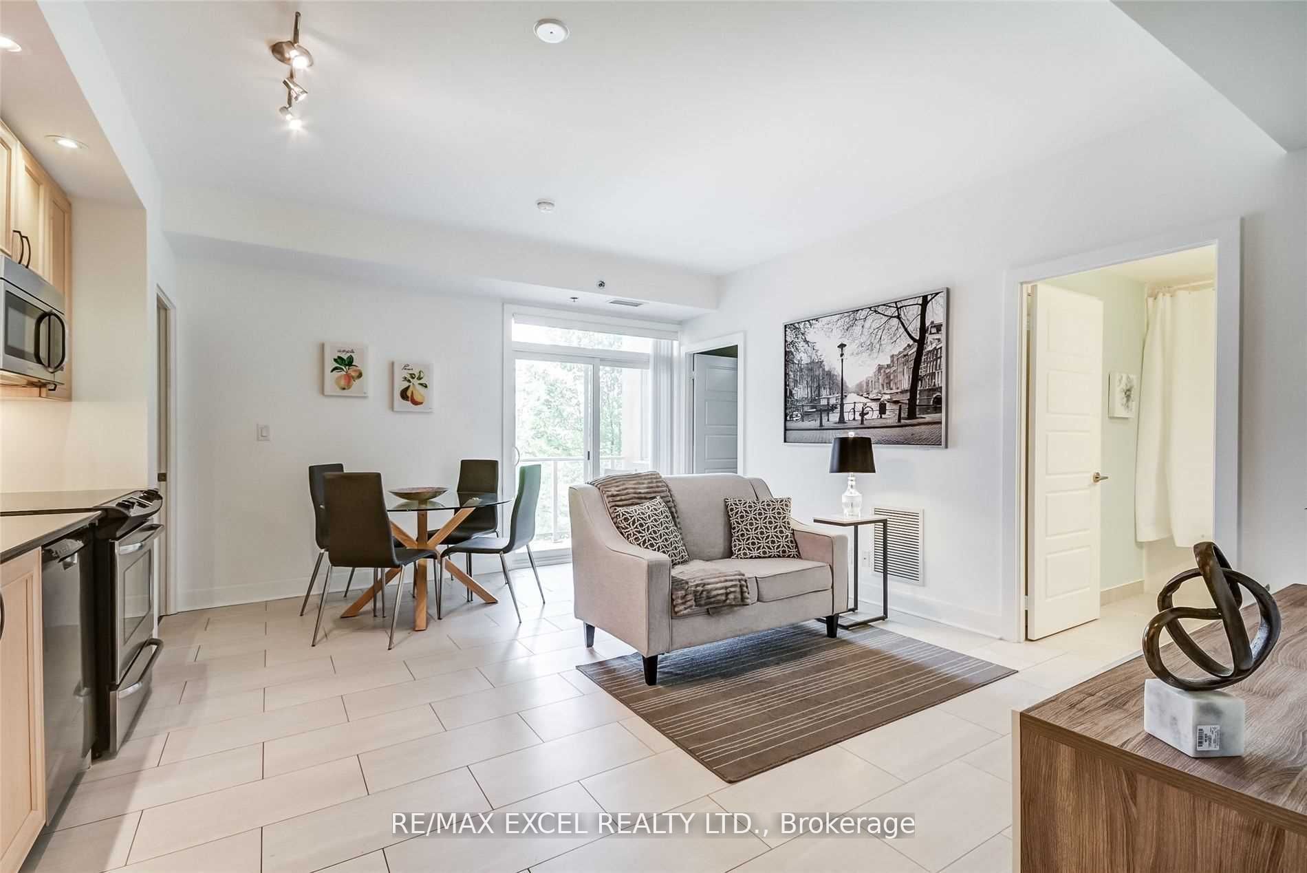 28 Prince Regent Street 241, Markham, ON L6C 0V5 photo 5