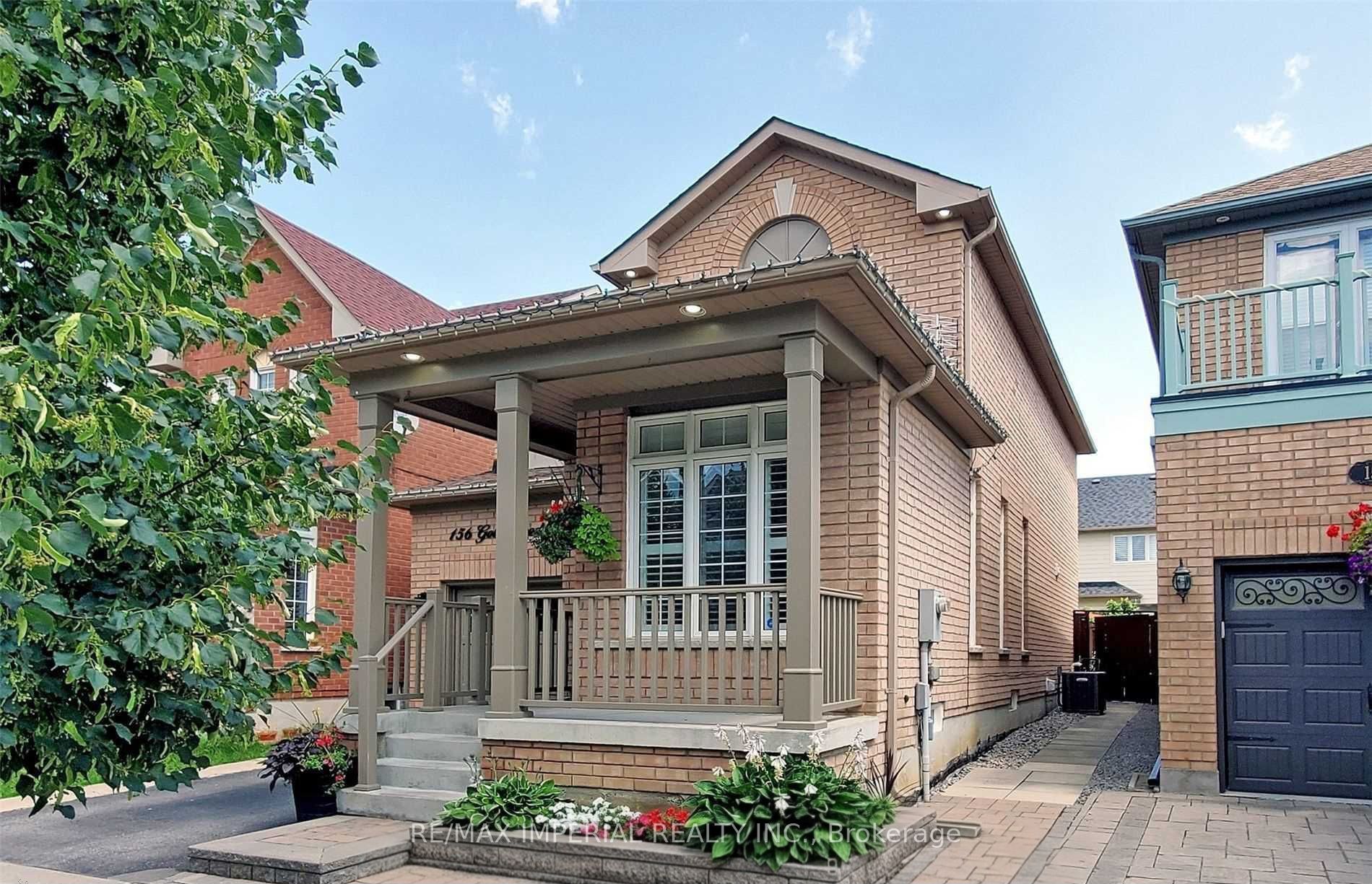 156 Goldenwood Crescent, Markham, ON L6E 1L8 photo 2