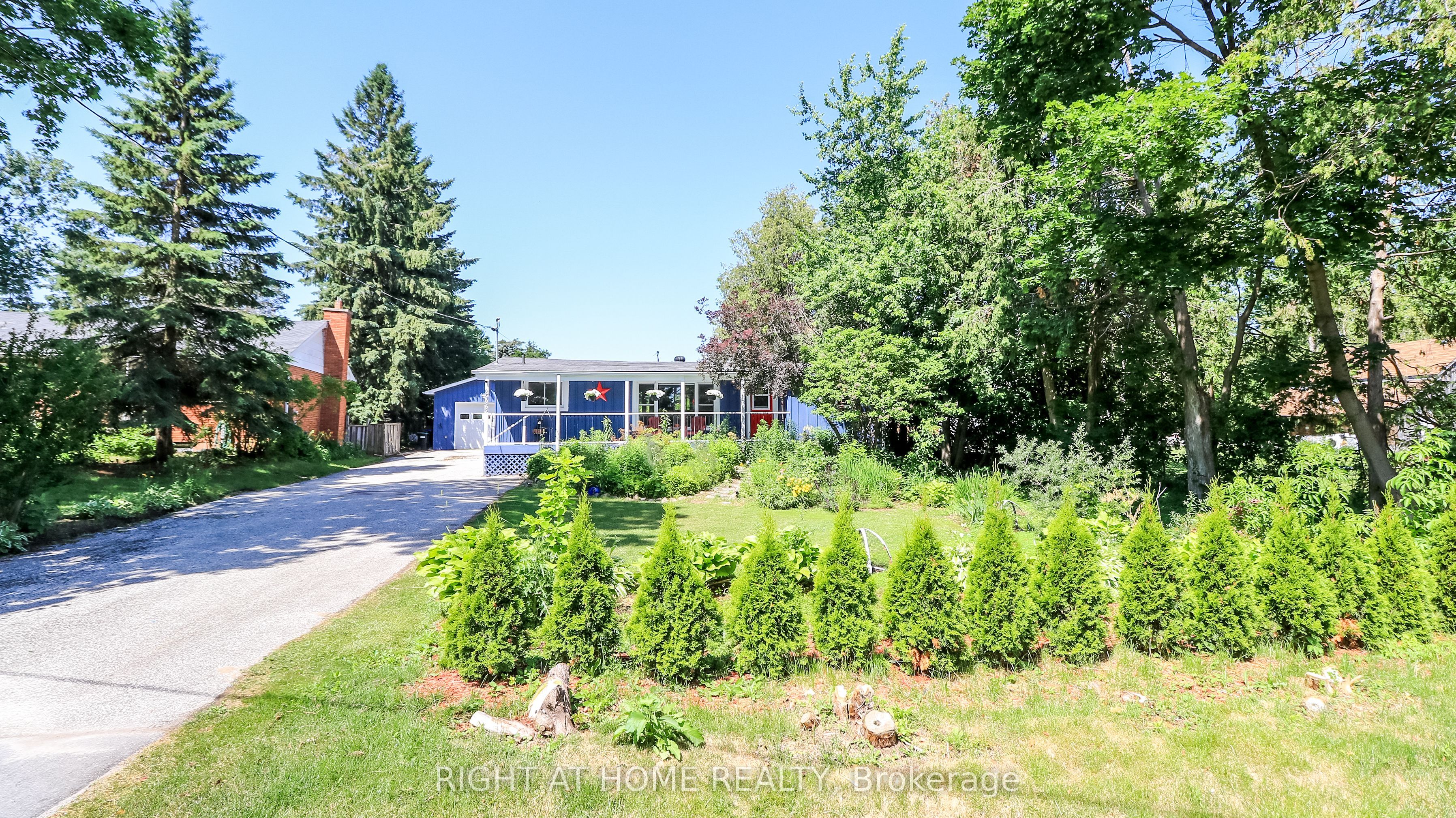 2988 25th Sideroad, Innisfil, ON L9S 3T6