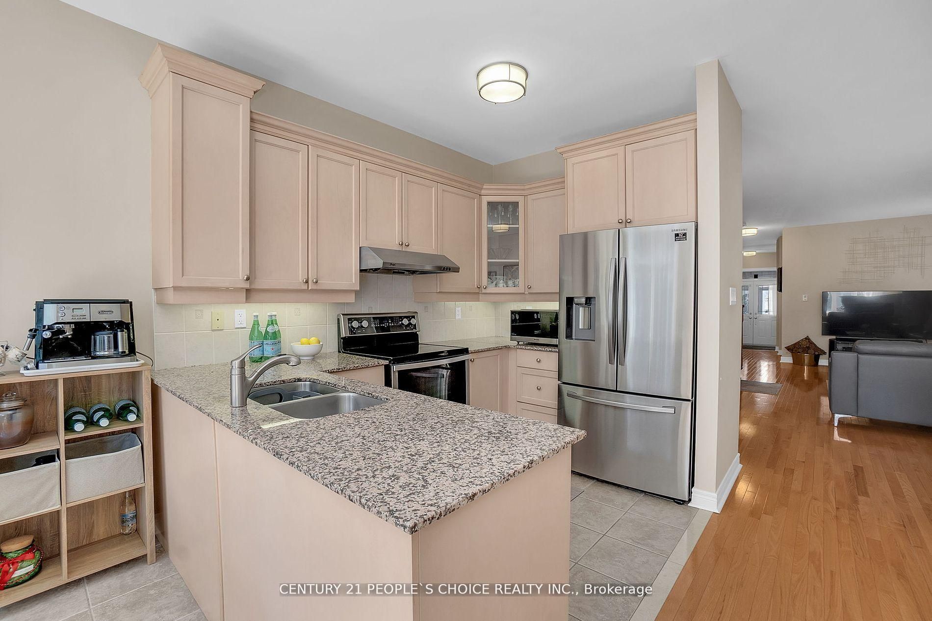160 Carrier Cres Crescent, Vaughan, ON L6A 0T2 photo 5
