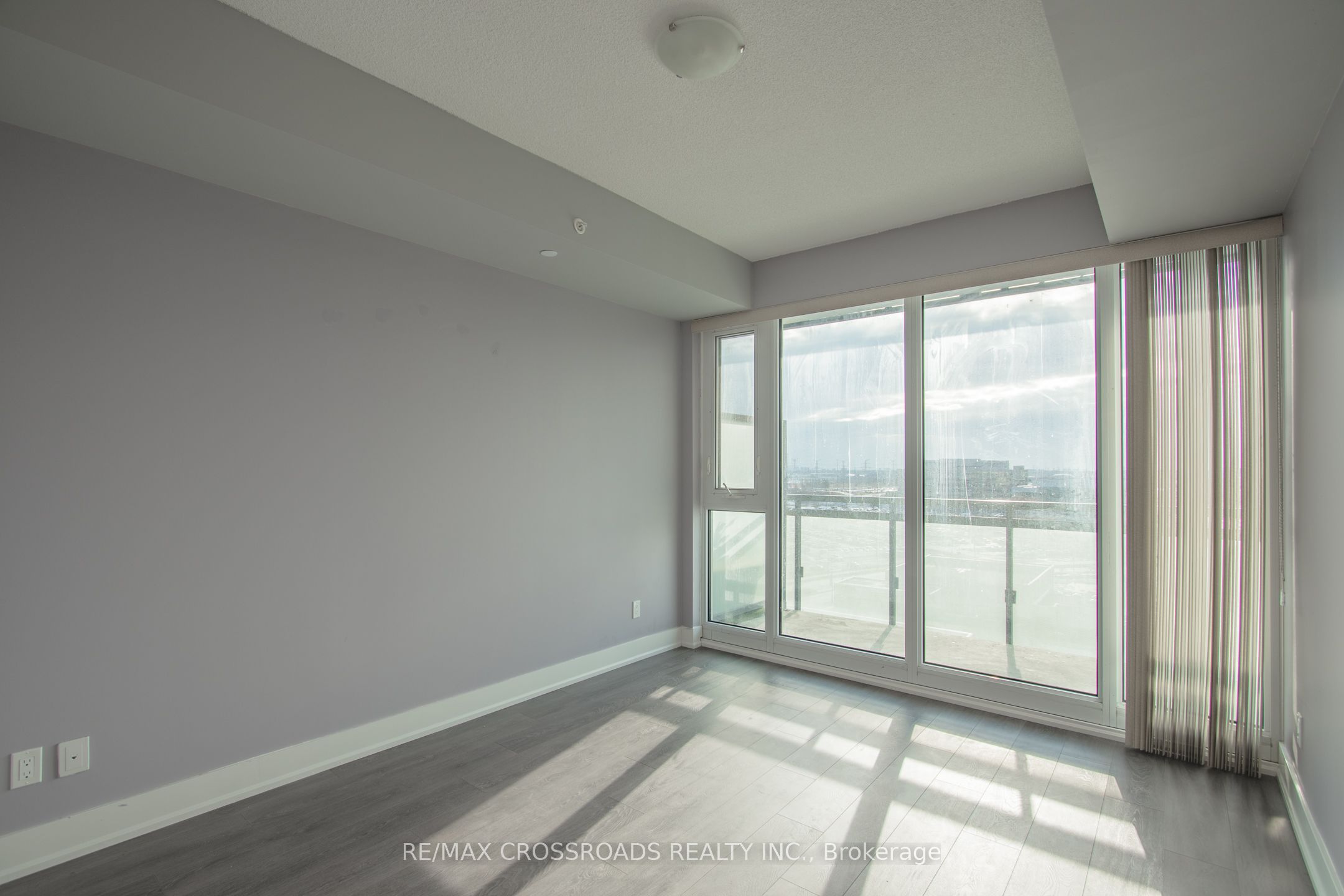 8081 Birchmount Road 912, Markham, ON L6G 0G5 photo 5
