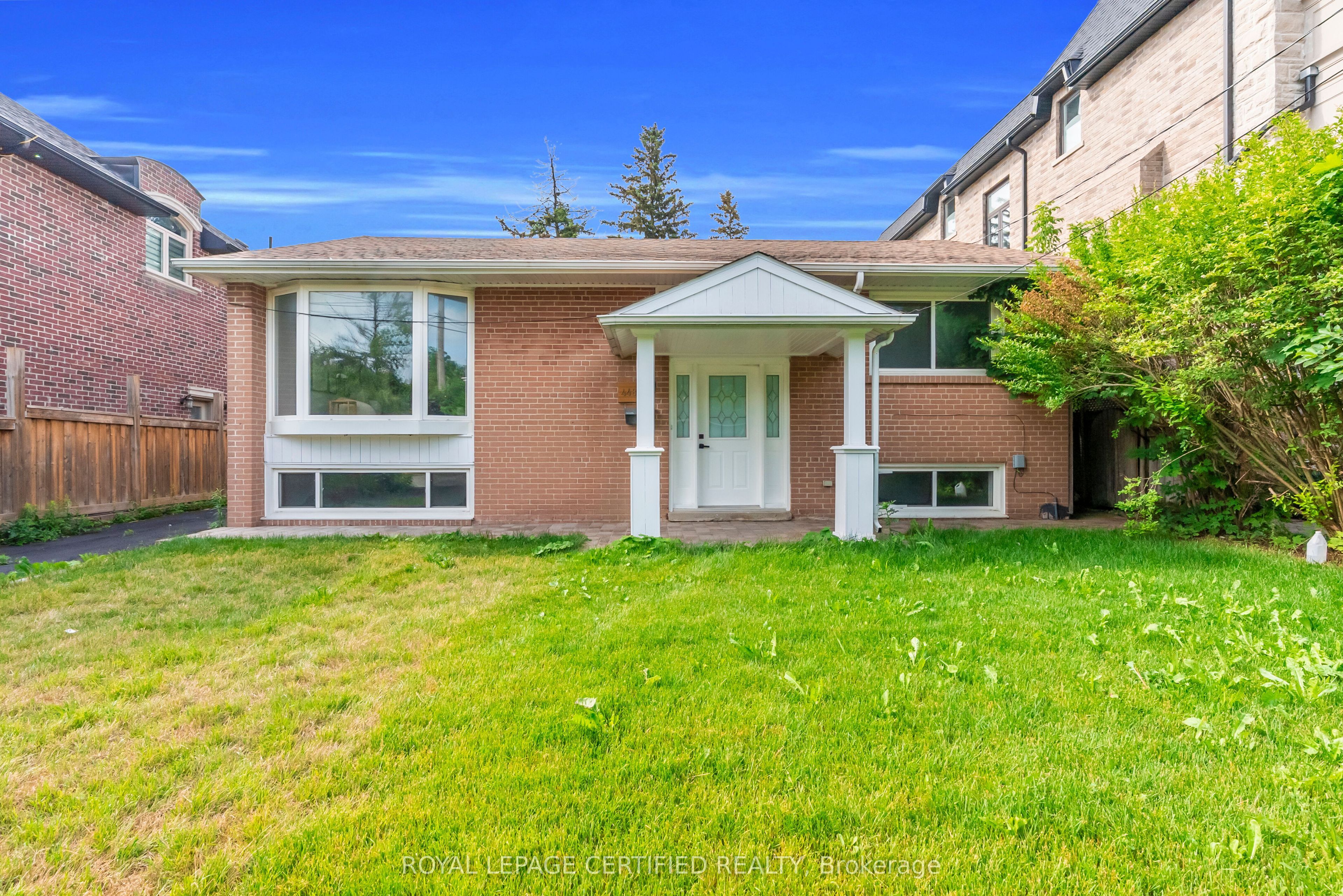 448 Fernleigh Circle S, Richmond Hill, ON L4C 1E6 photo 5