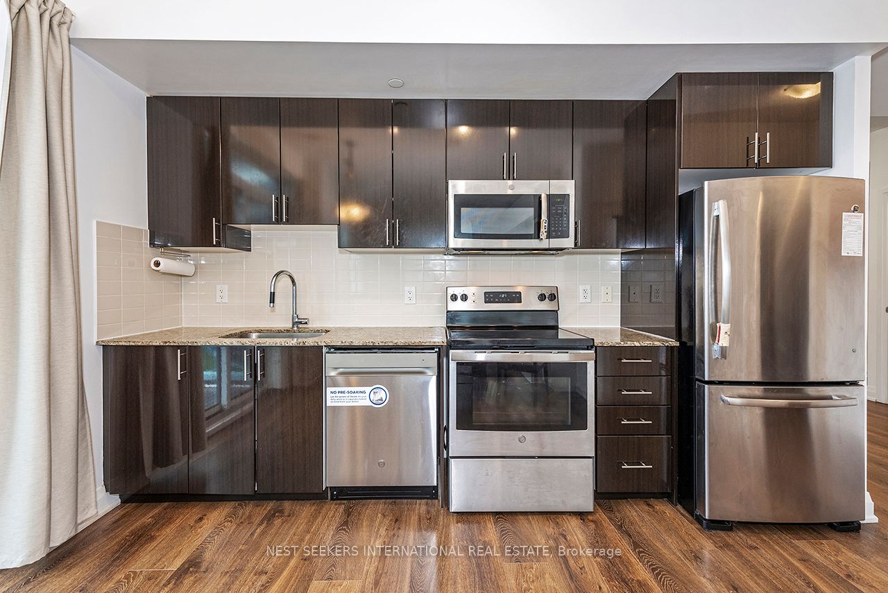 7165 Yonge Street 733, Markham, ON L3T 0C9 photo 3