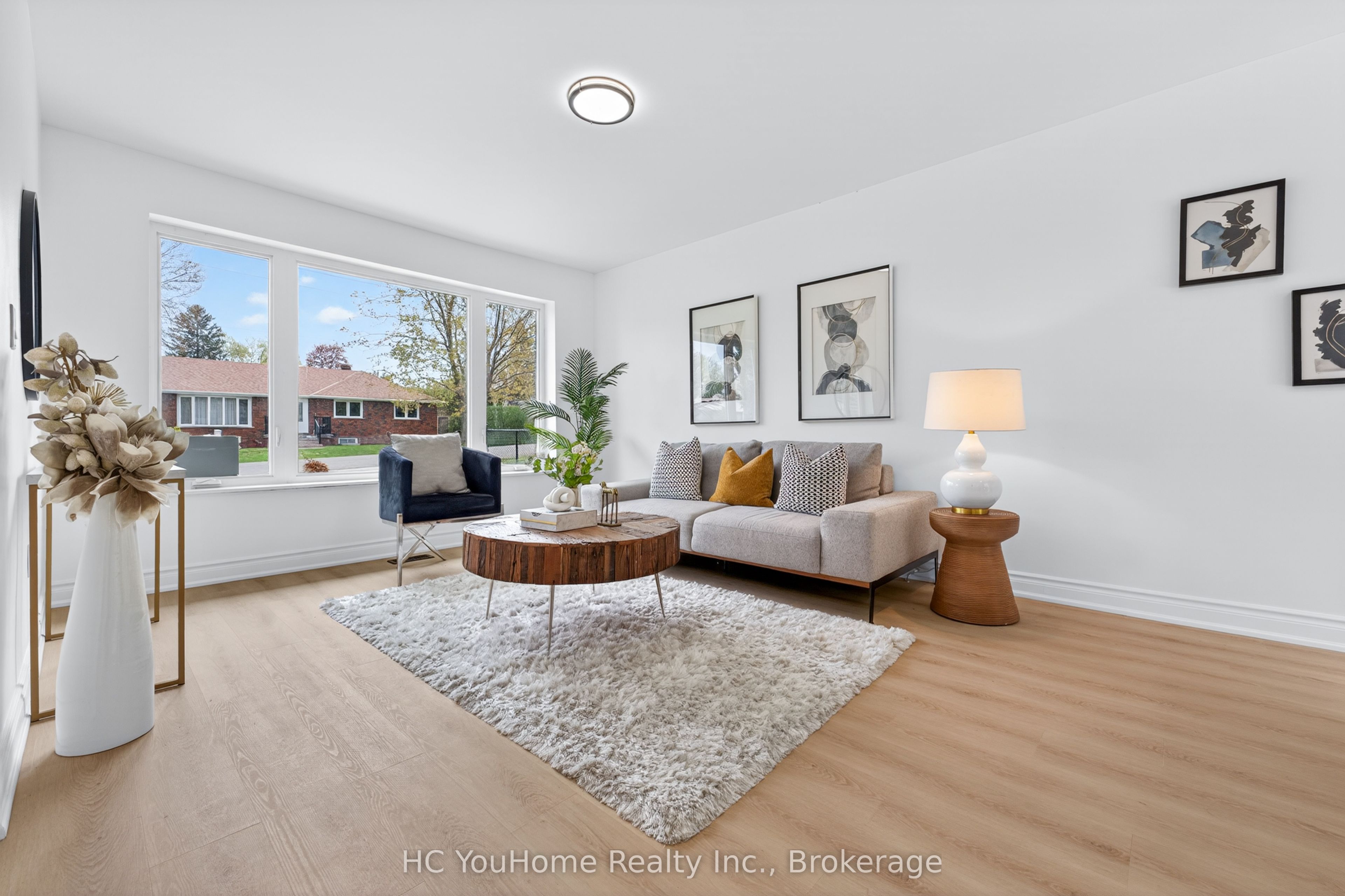 230 East Street, East Gwillimbury, ON L9N 1K8 photo 5