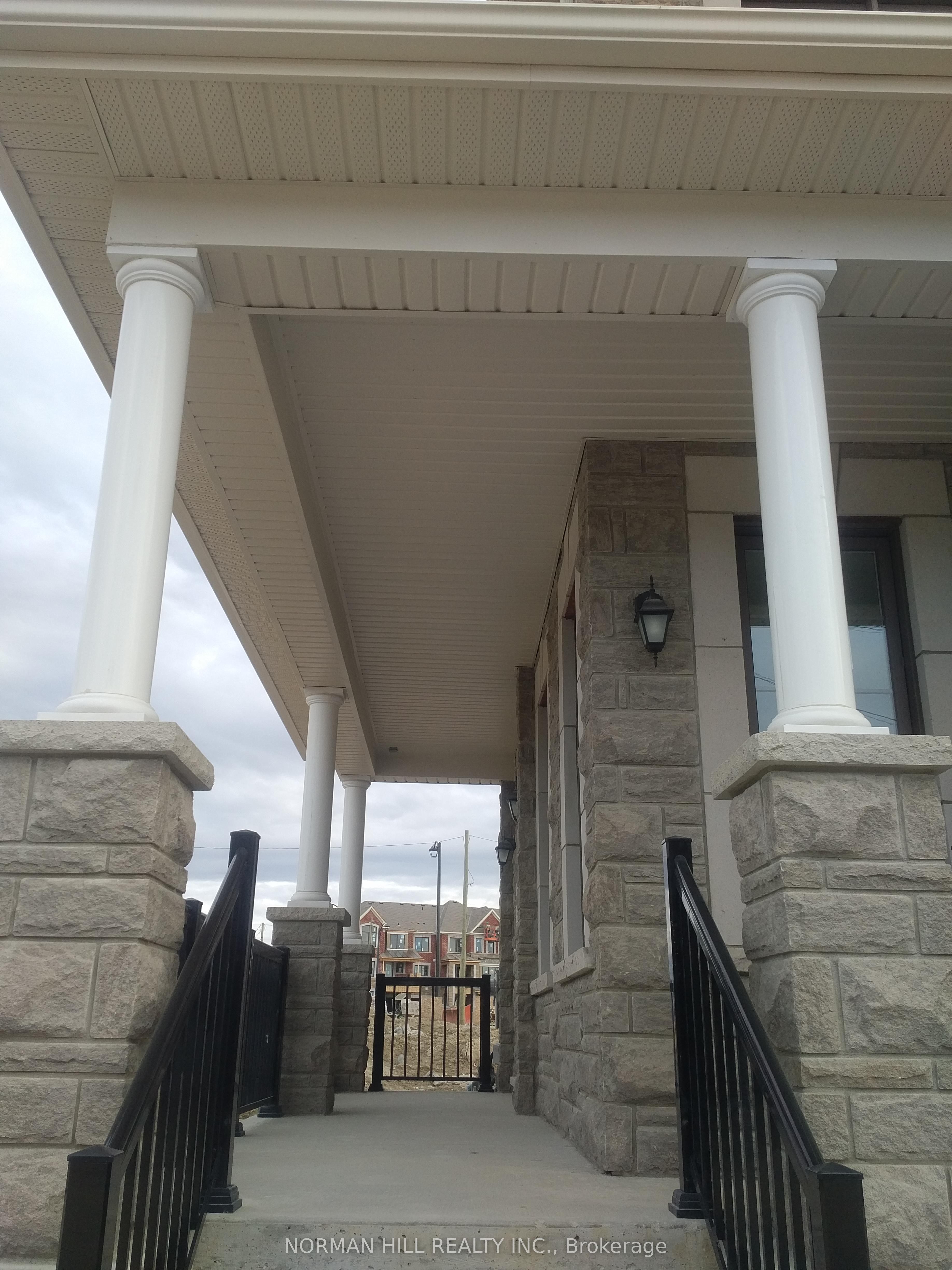 101 Hartney Drive, Richmond Hill, ON L4S 0K6 photo 3