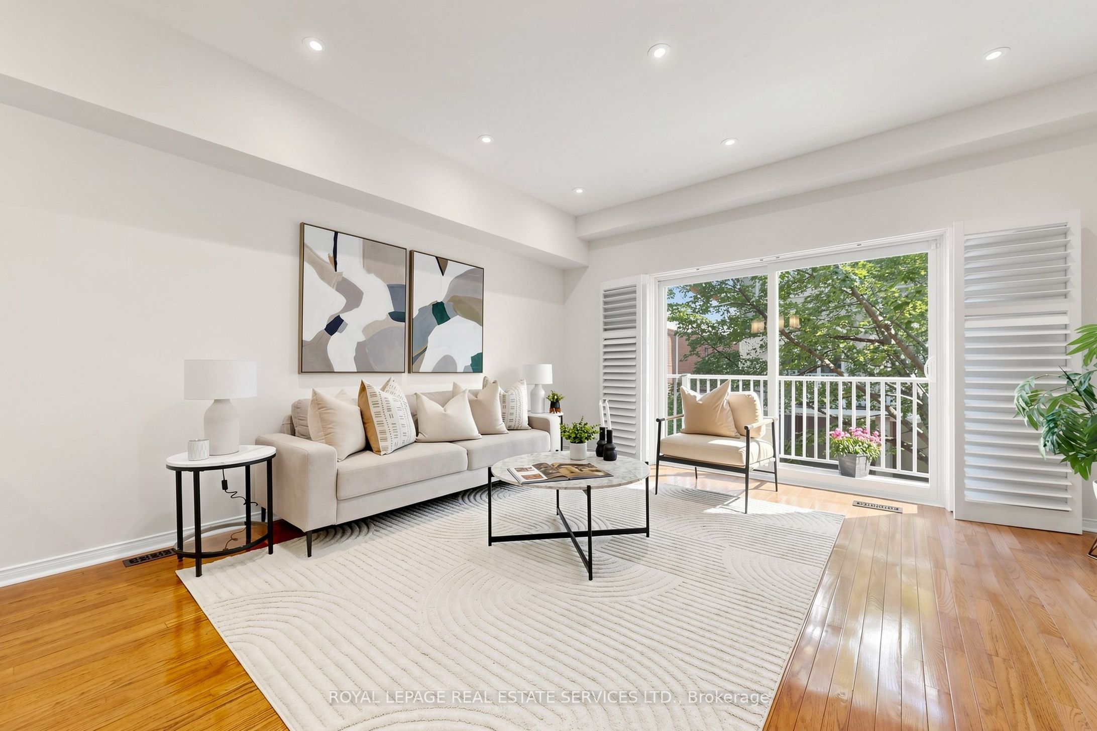 23 Observatory Lane 238, Richmond Hill, ON L4C 0M7 photo 4