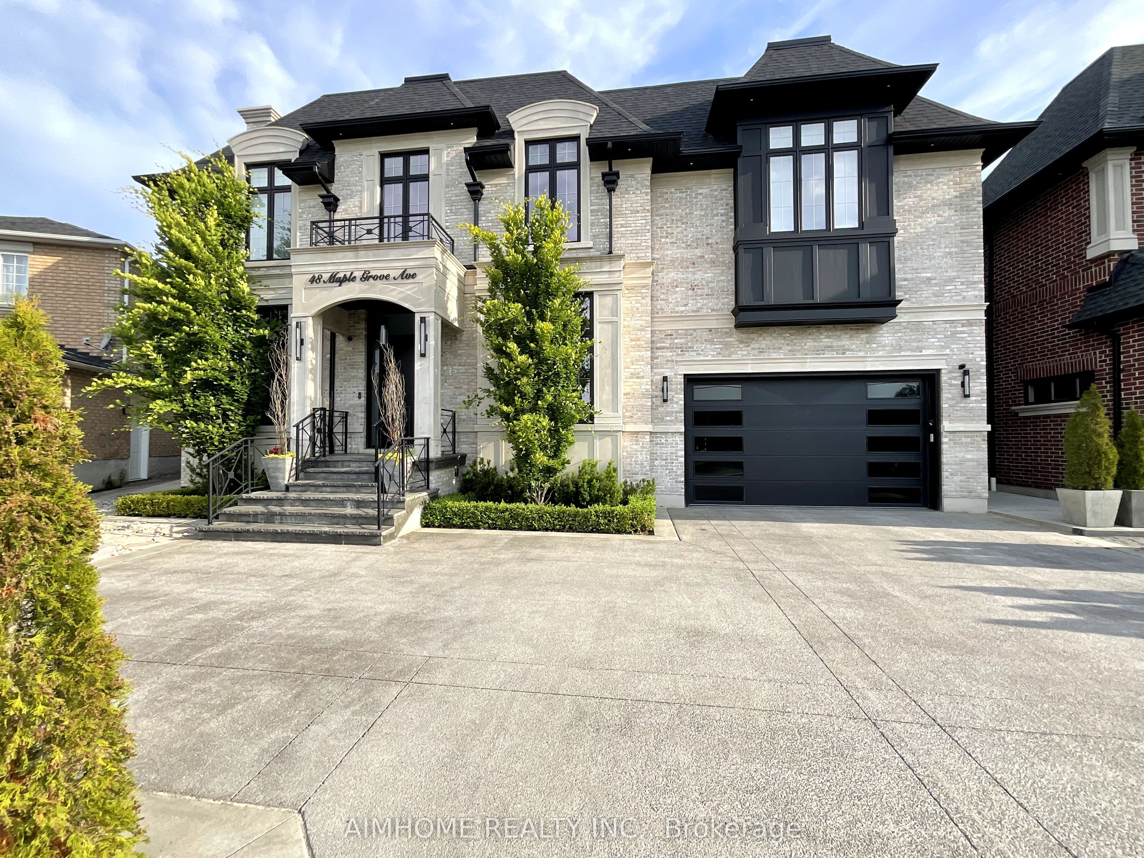 48 Maple Grove Avenue N, Richmond Hill, ON L4E 2V5