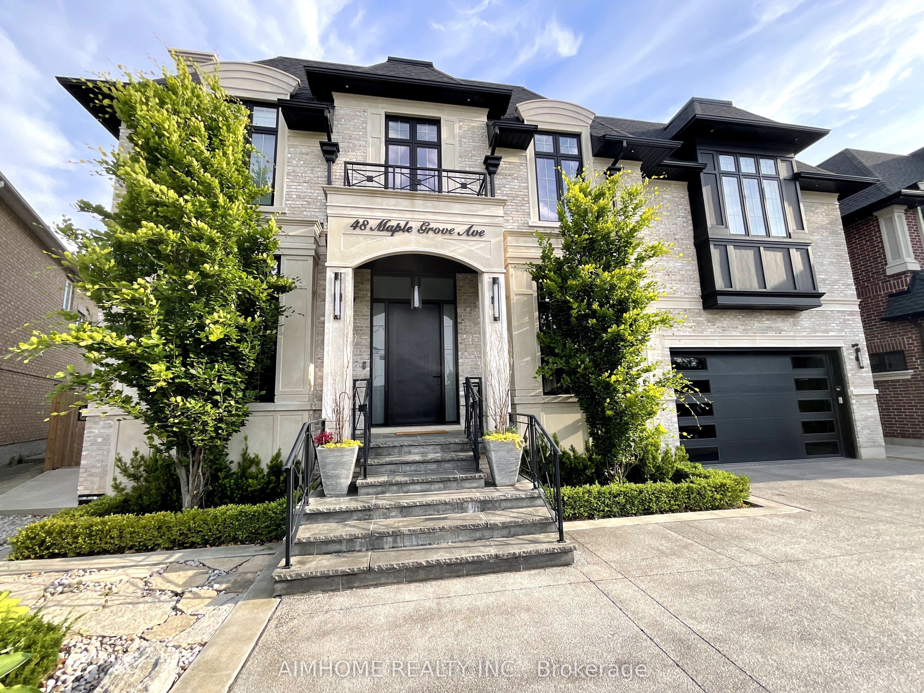 48 Maple Grove Avenue N, Richmond Hill, ON L4E 2V5 photo 2