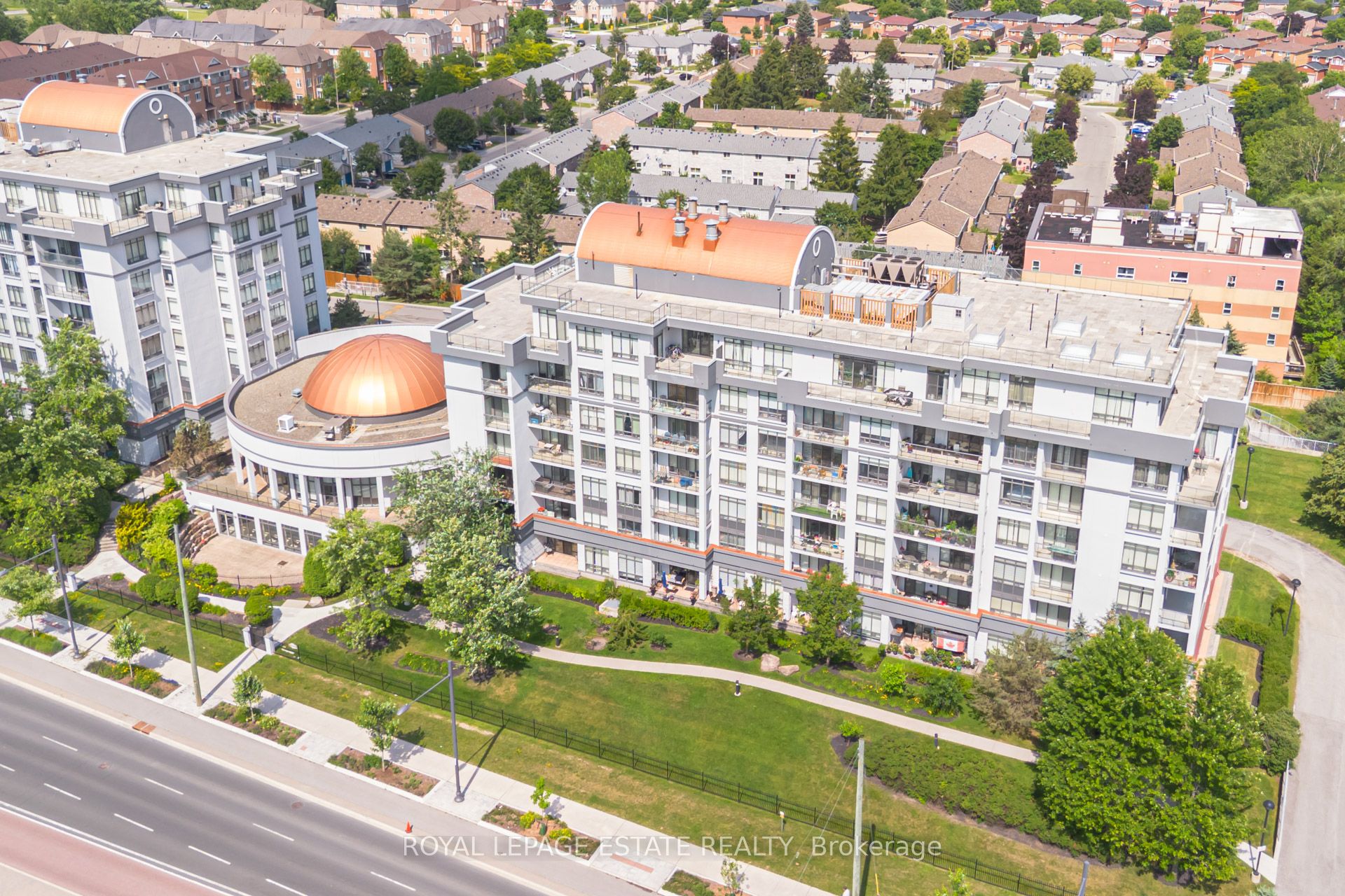 11121 Yonge Street 110, Richmond Hill, ON L4C 0S7 photo 4