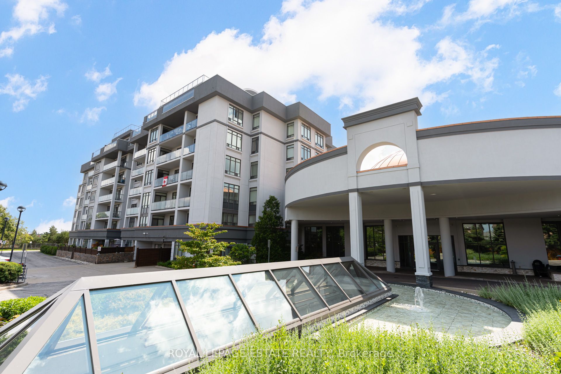 11121 Yonge Street 110, Richmond Hill, ON L4C 0S7 photo 5