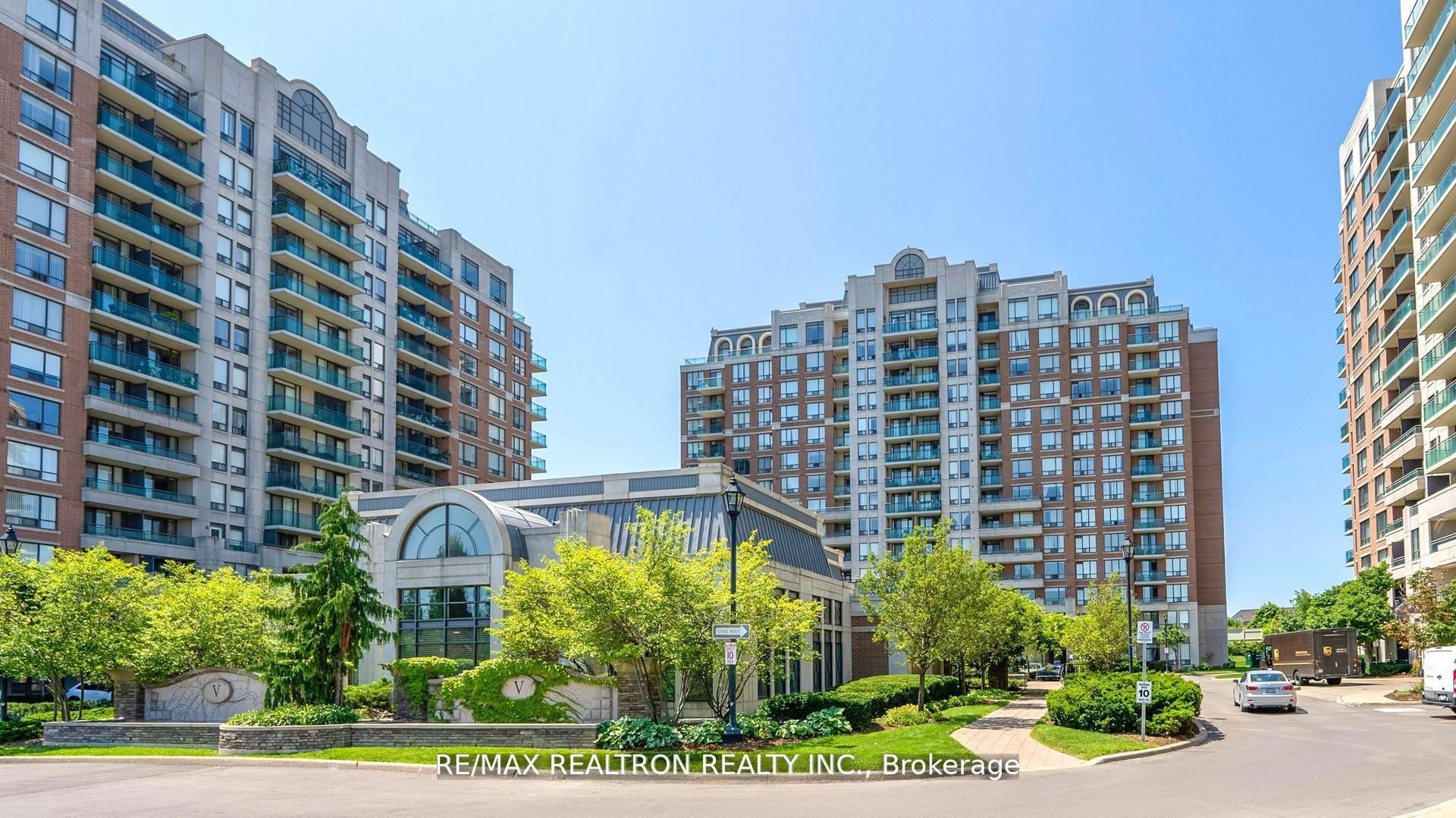 330 Red Maple Road 103, Richmond Hill, ON L4C 0T6 photo 3
