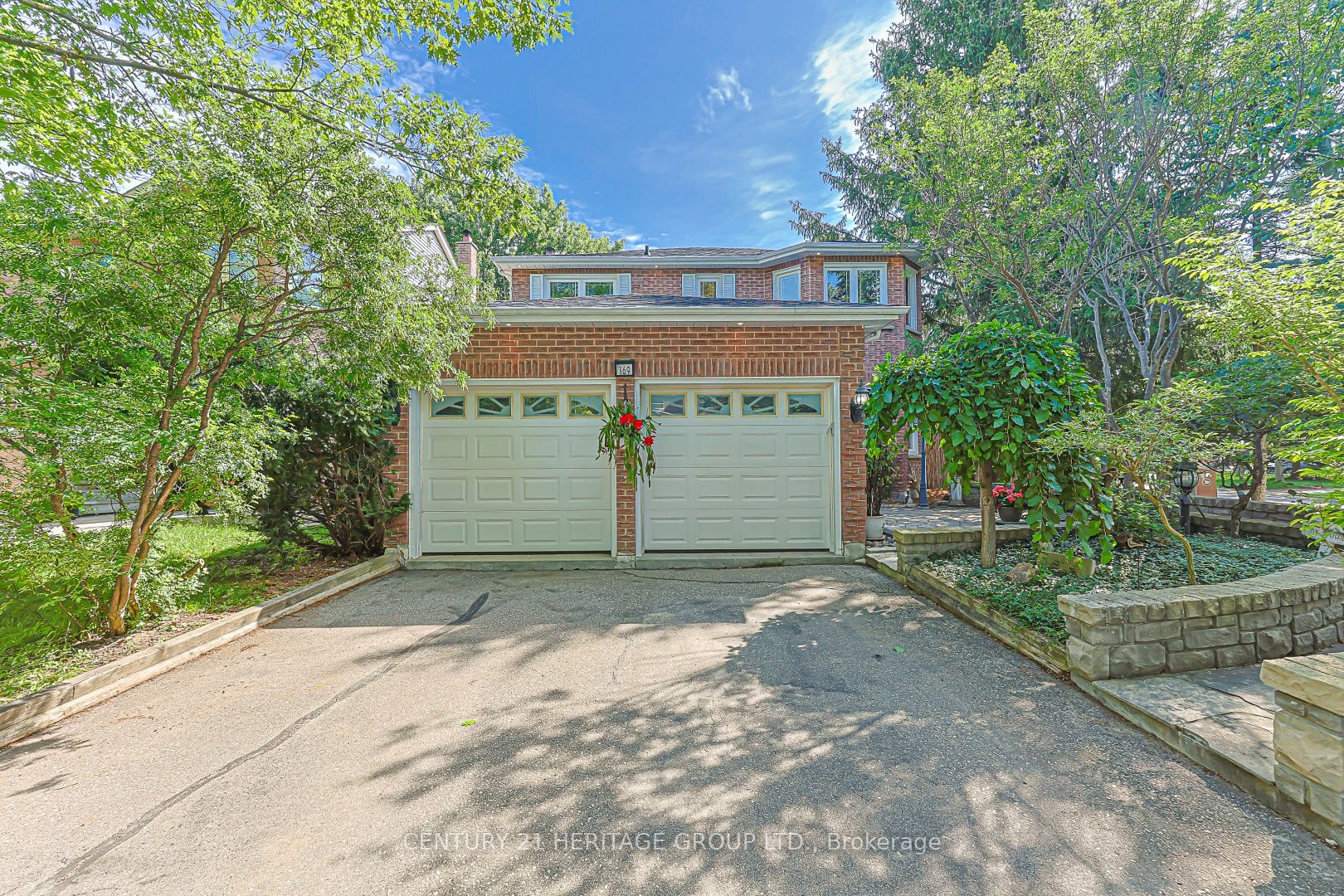 169 Delayne Drive, Aurora, ON L4G 5B7 photo 2