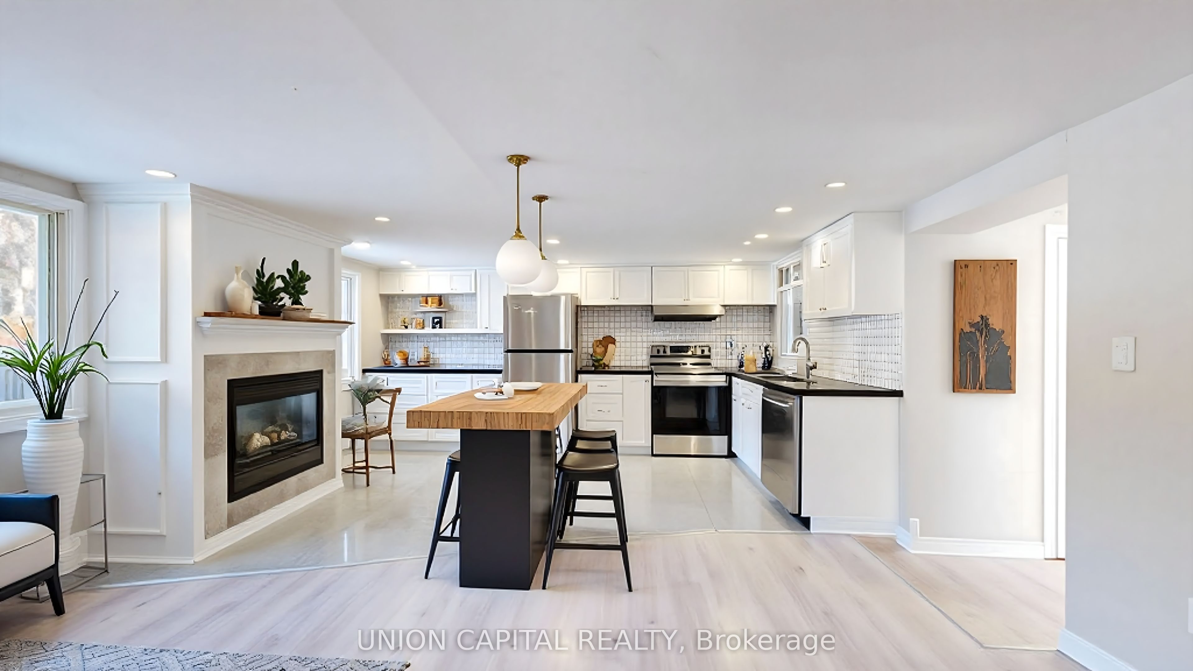 27 Connor Drive, Whitchurch-Stouffville, ON L4A 2Z1 photo 2