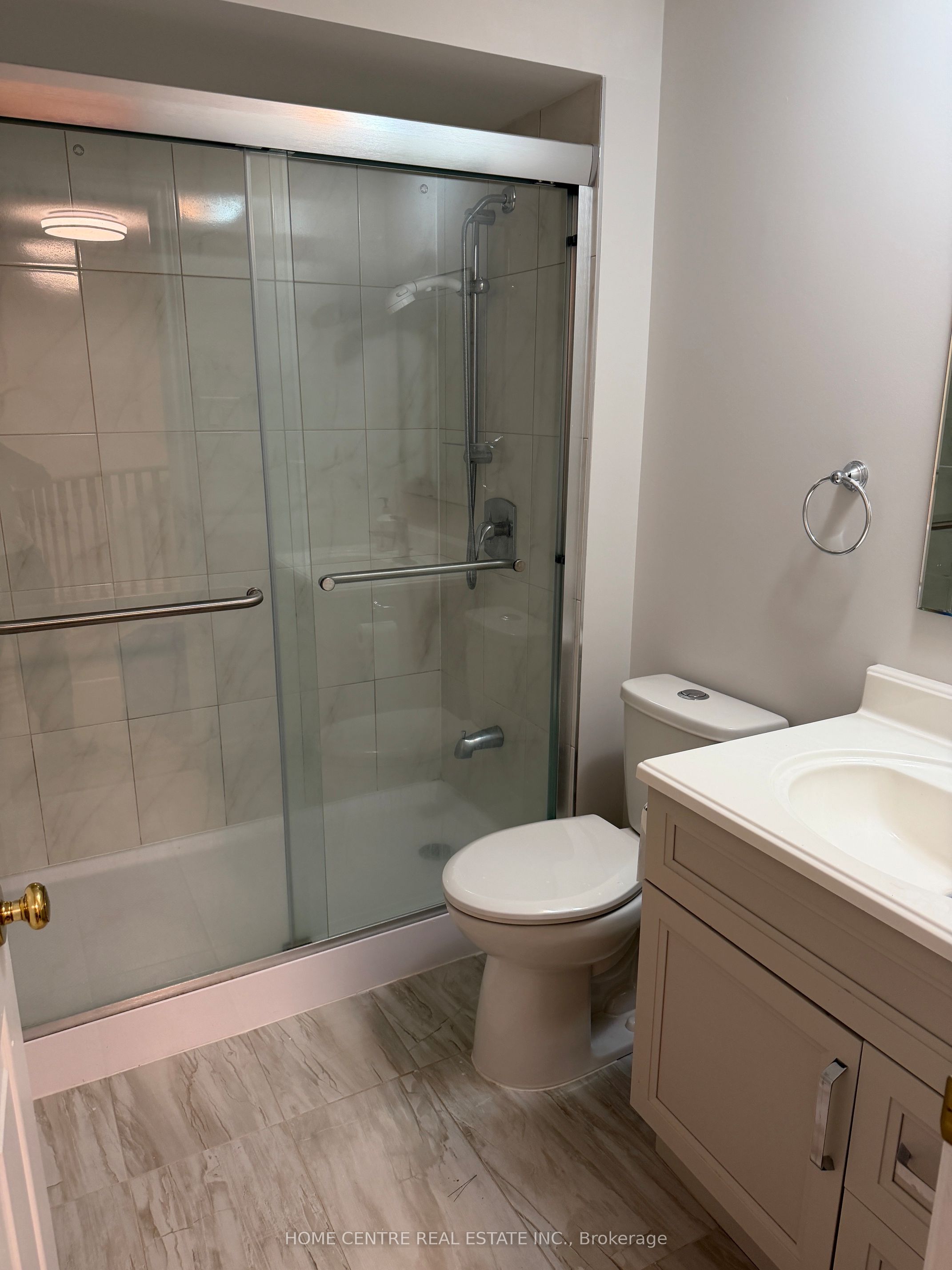 38 Featherstone Avenue, Markham, ON L3S 2H1 photo 4