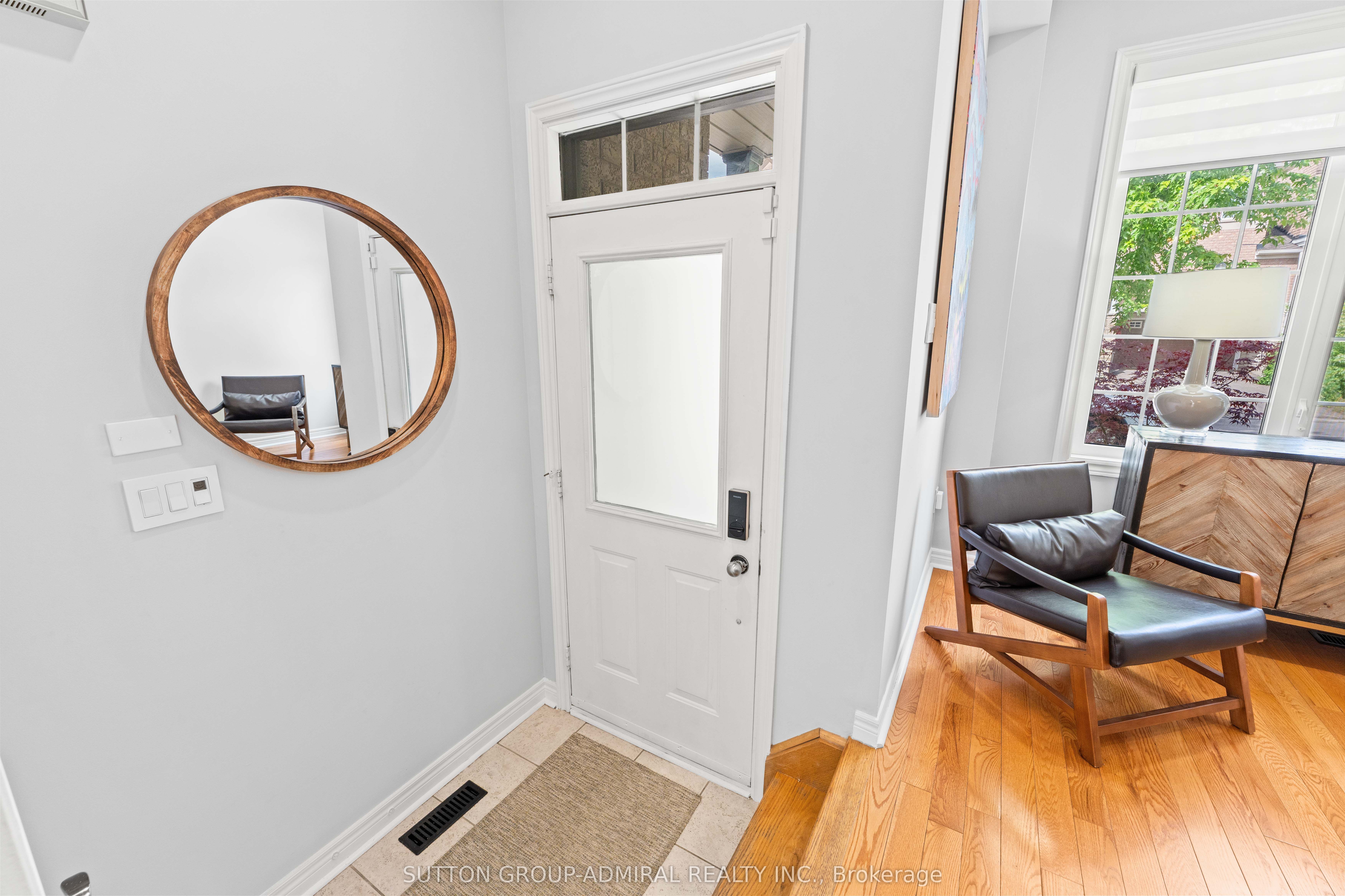 11 Clovis Street, Vaughan, ON L4J 8W6 photo 4