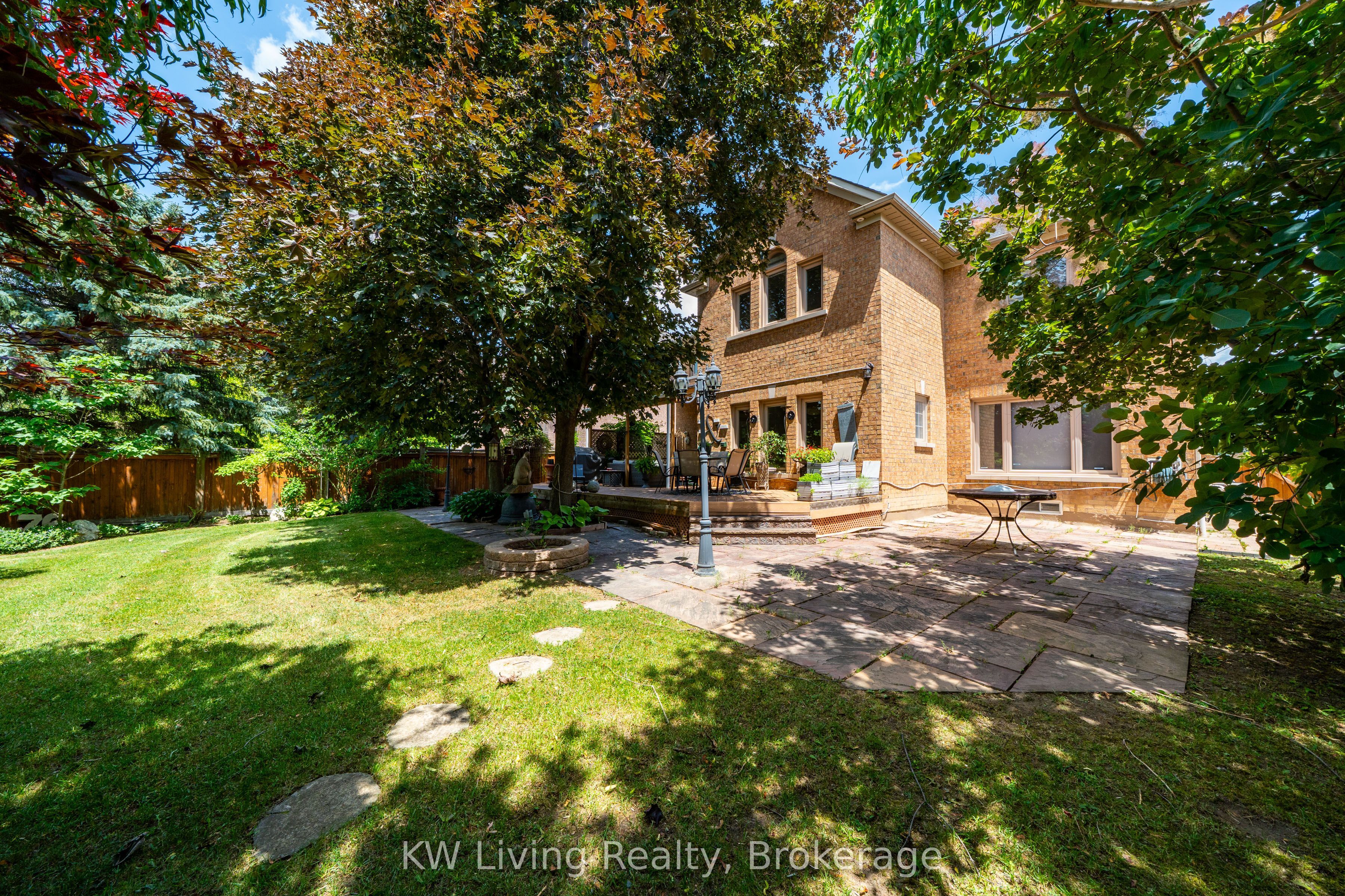 76 Silver Rose Crescent, Markham, ON L6C 1W6 photo 2
