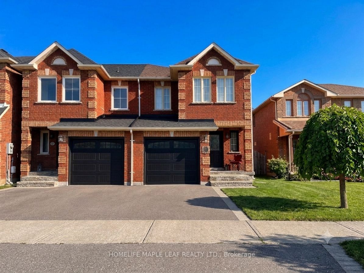 29 Stonebriar Drive, Vaughan, ON L6A 2N2