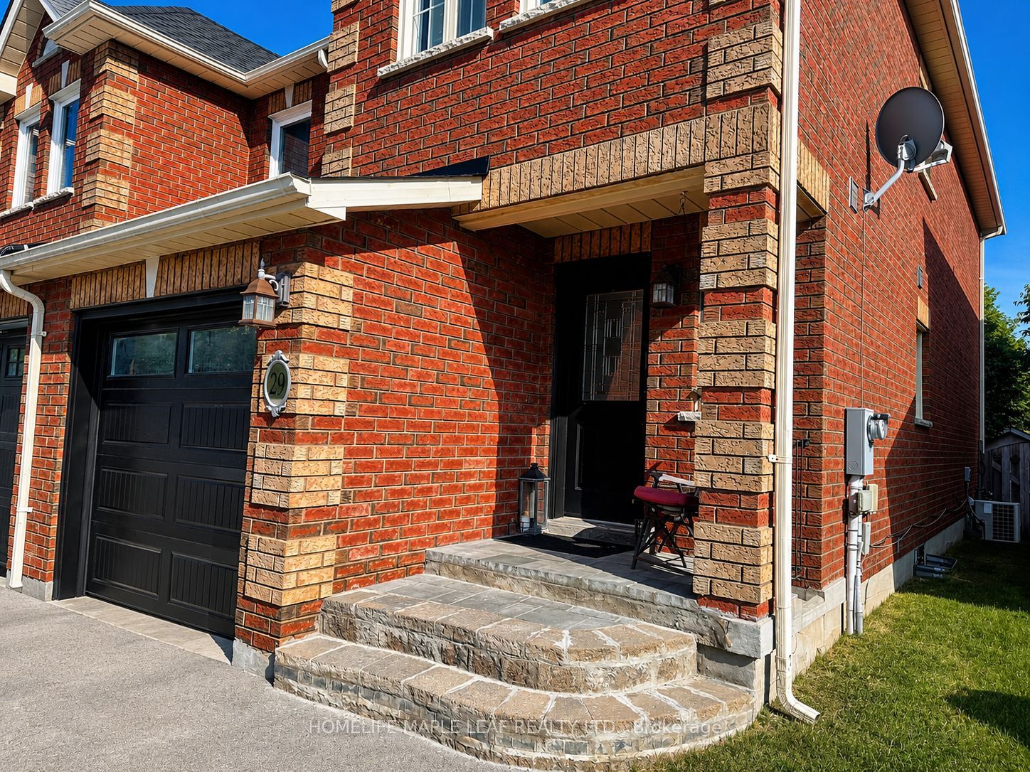 29 Stonebriar Drive, Vaughan, ON L6A 2N2 photo 5