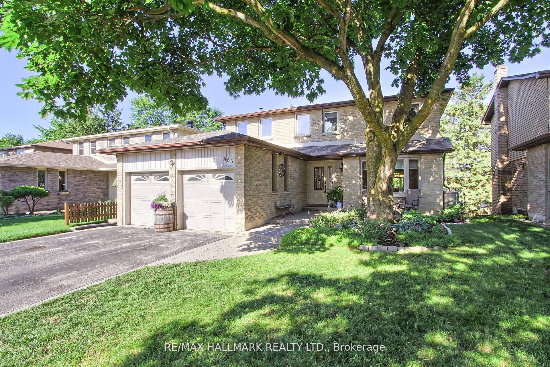 865 Arnold Crescent, Newmarket, ON L3Y 2E4 photo 3