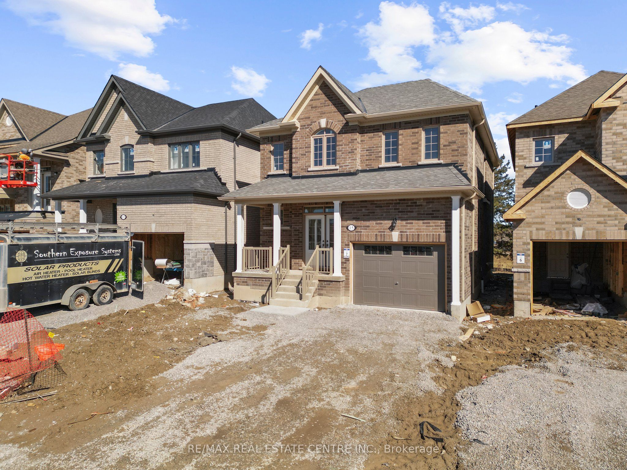 15 LAWRENCE D. PRIDHAM Avenue, New Tecumseth, ON L9R 0X1 photo 3
