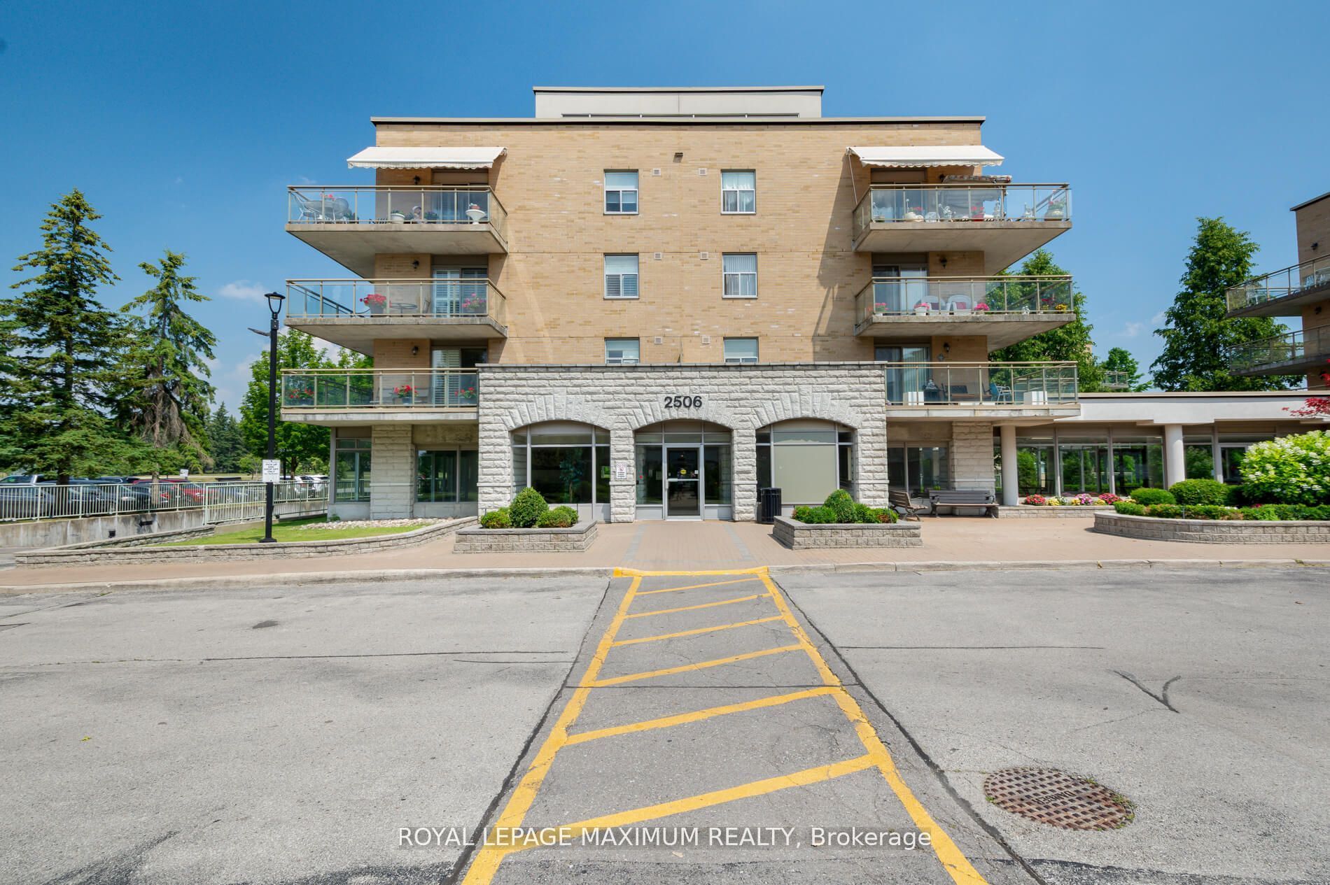 2506 Rutherford Road 408, Vaughan, ON L4K 5N4 photo 3