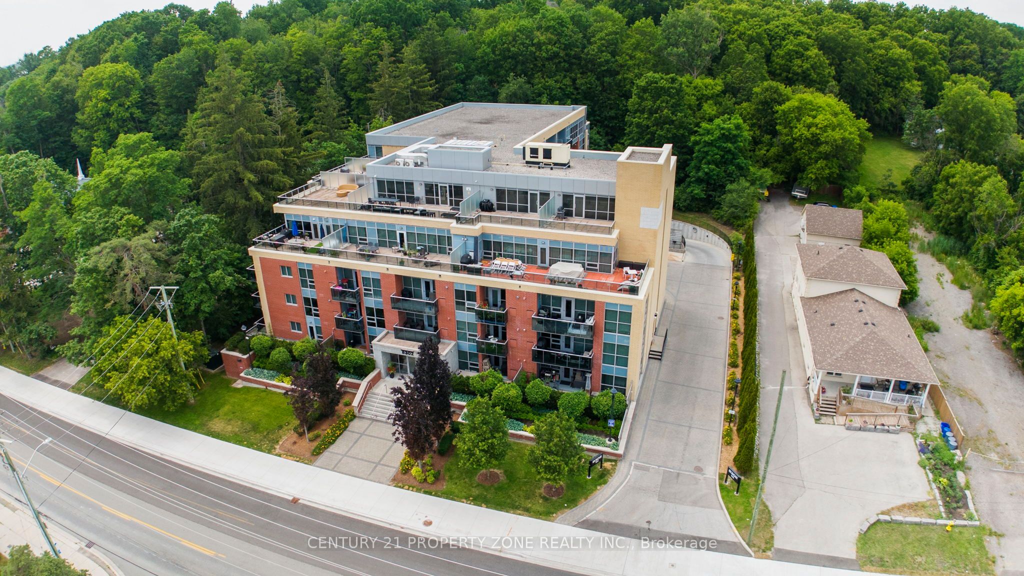 8302 Islington Avenue 219, Vaughan, ON L4L 0E6