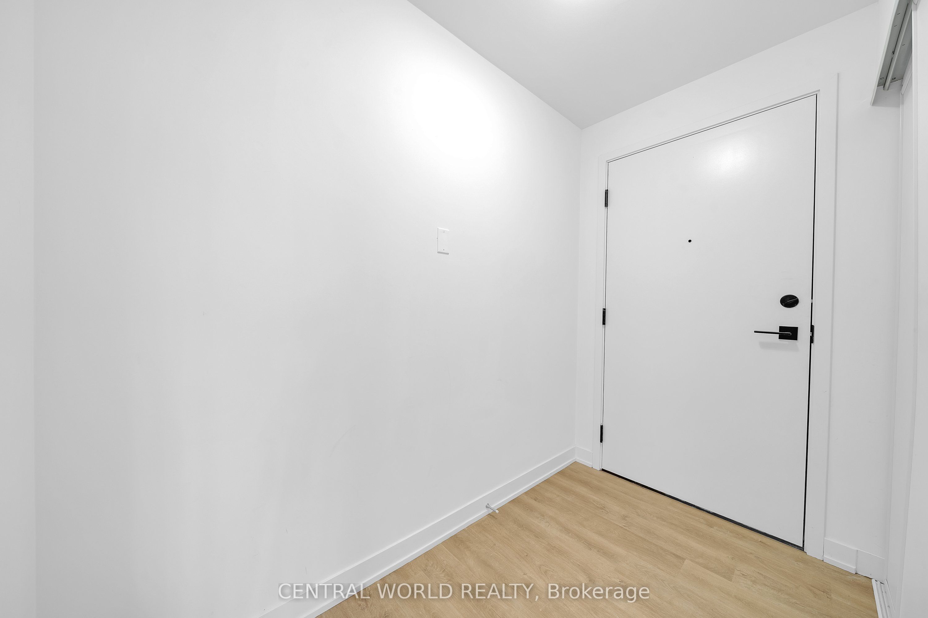 8119 Birchmount Road 1110, Markham, ON L6G 0H5 photo 5