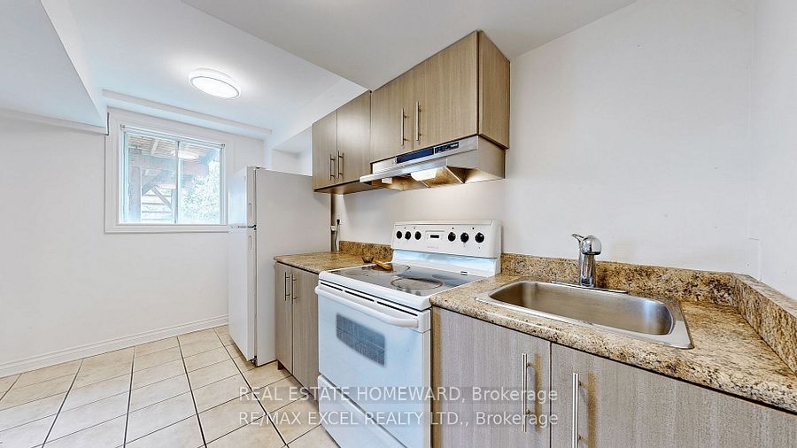 117 Primeau Drive W/O, Aurora, ON L4G 6Z6 photo 5