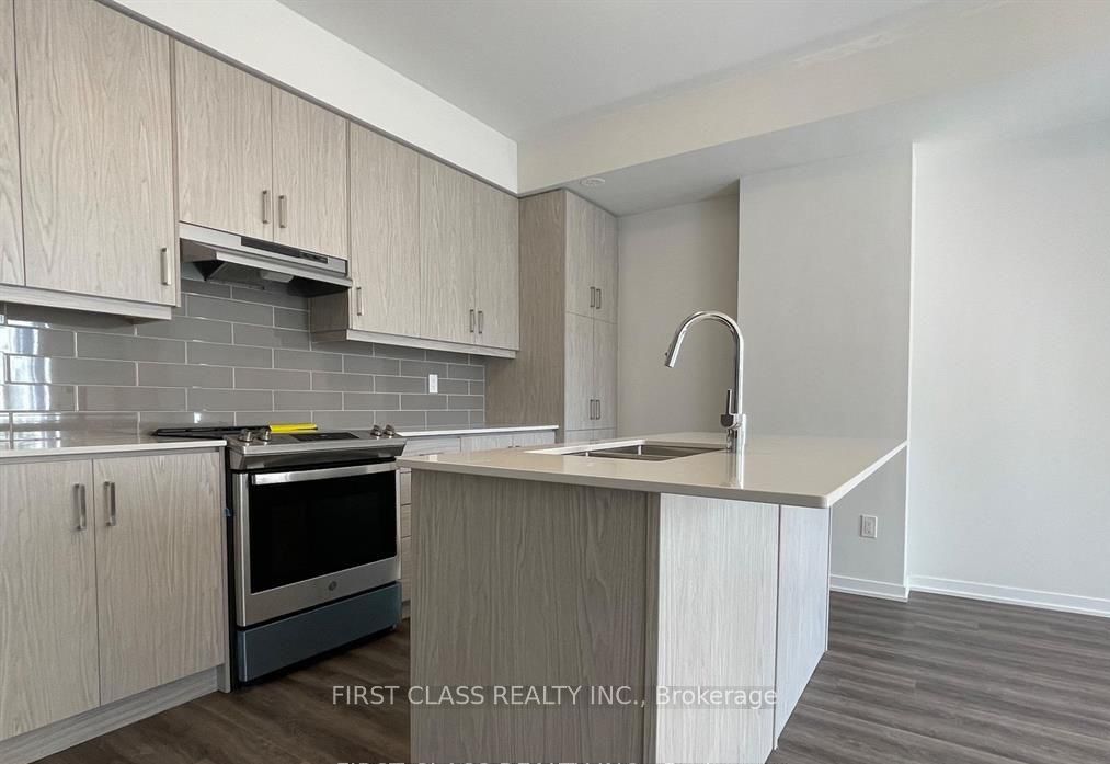 11 Almond Blossom Mews 138, Vaughan, ON L4K 0N7 photo 5