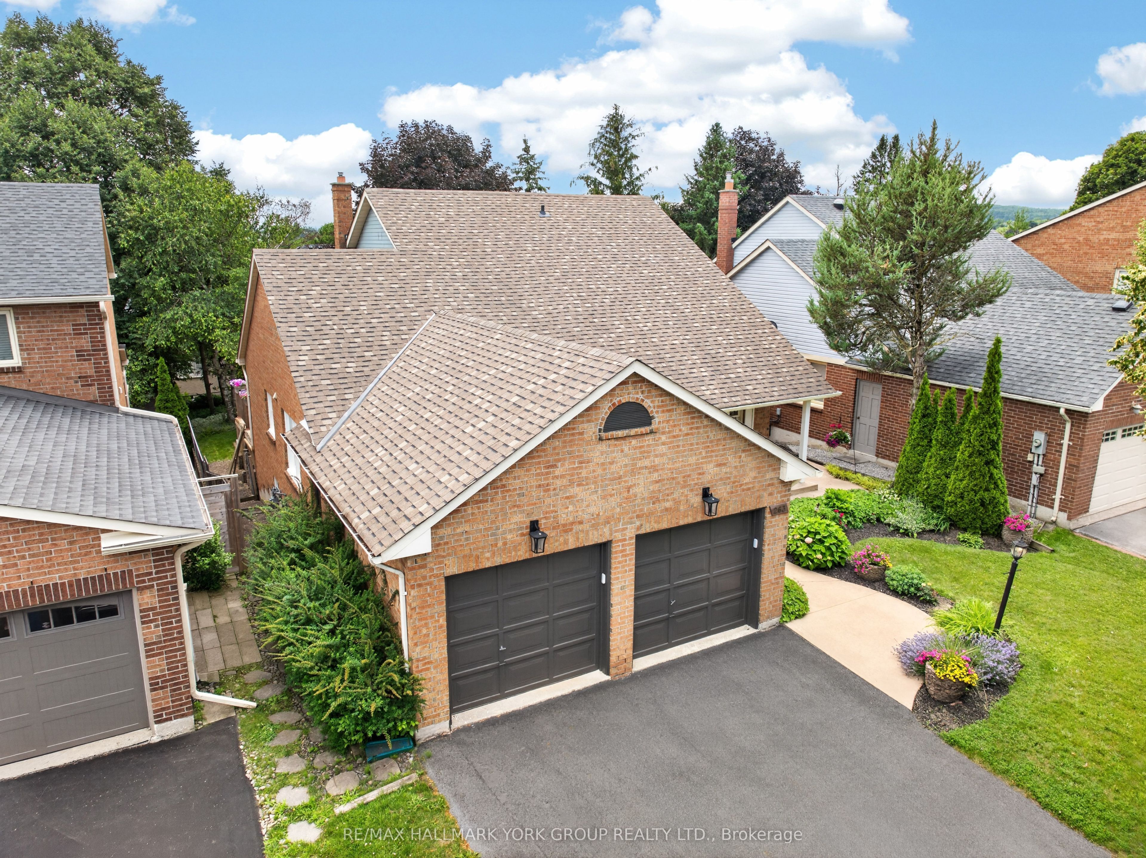 263 John Bowser Crescent, Newmarket, ON L3Y 7N7 photo 4
