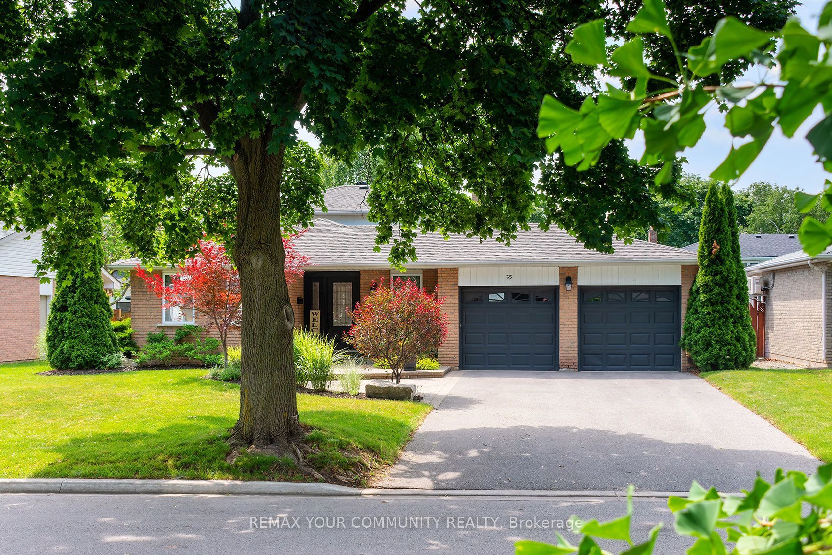 35 John Dexter Place, Markham, ON L3P 3G2