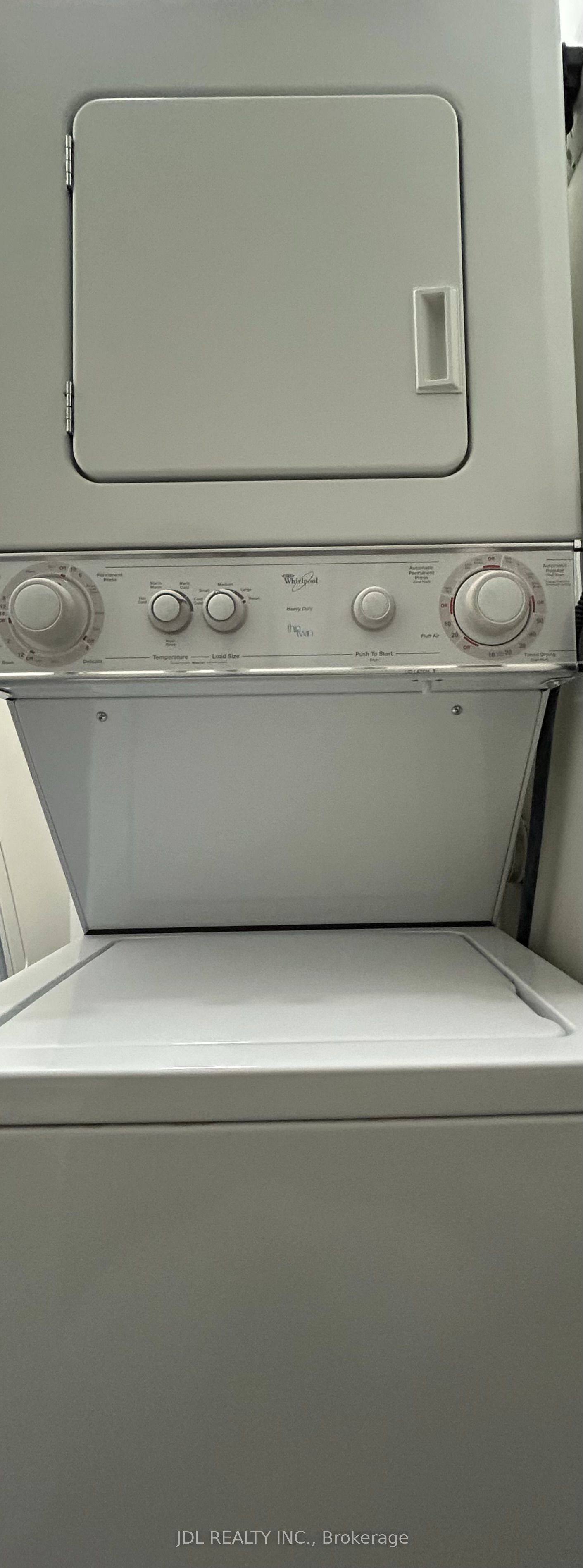 110 Robinson St Street Suite AA Main, Markham, ON L3P 1P1 photo 5