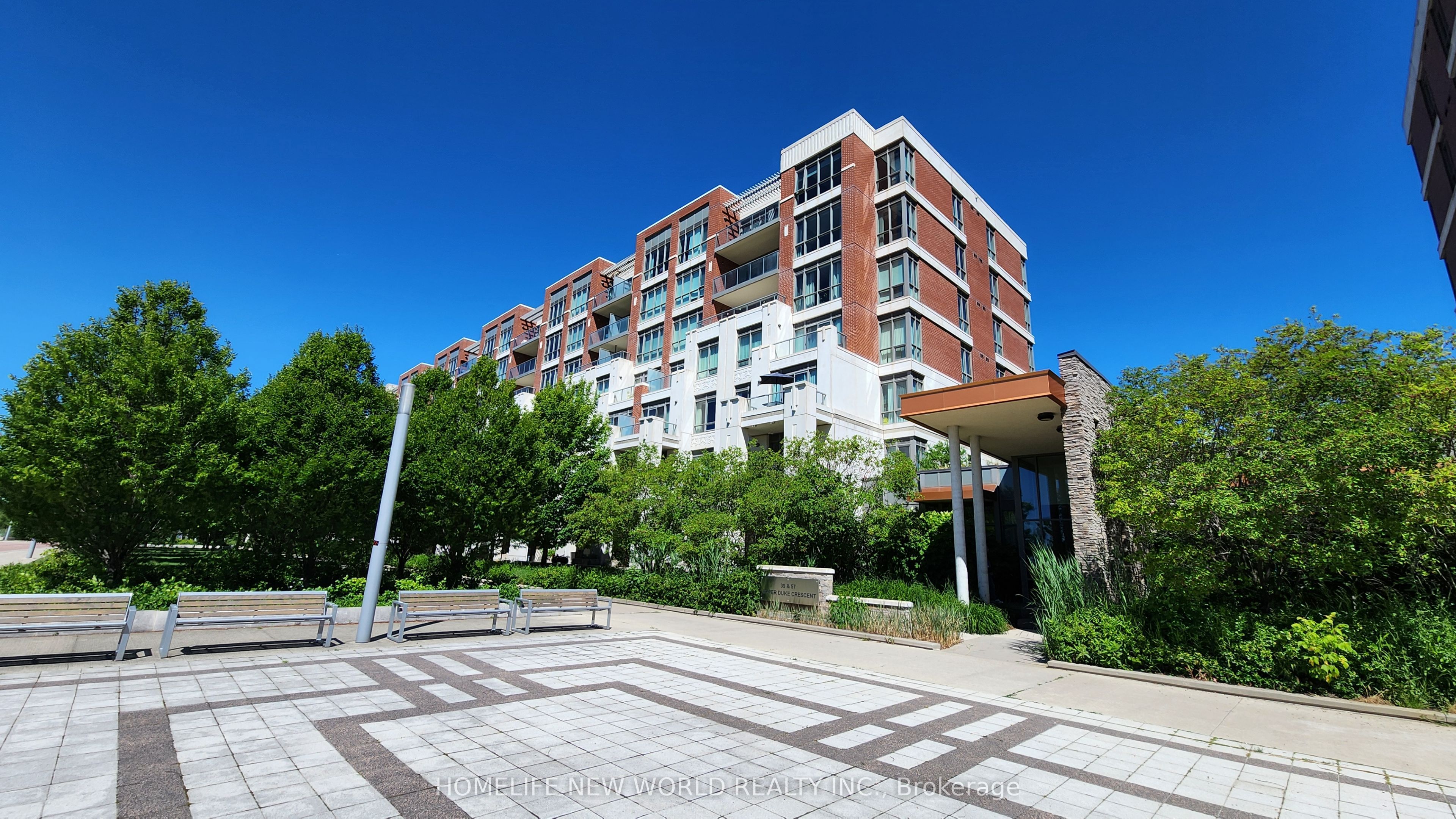 39 Upper Duke Crescent 507, Markham, ON L6G 0B8 photo 3