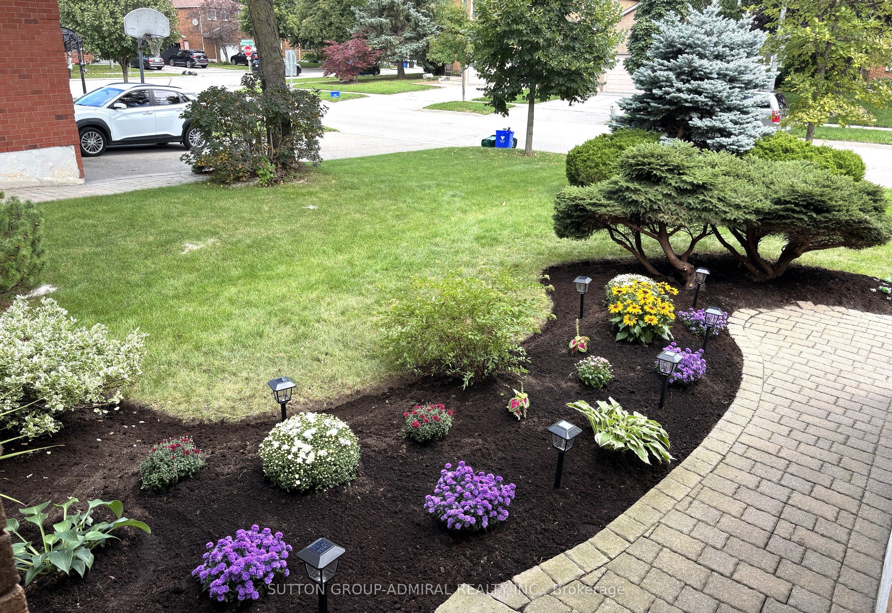 148 Mountbatten Road, Vaughan, ON L4J 7W2 photo 3