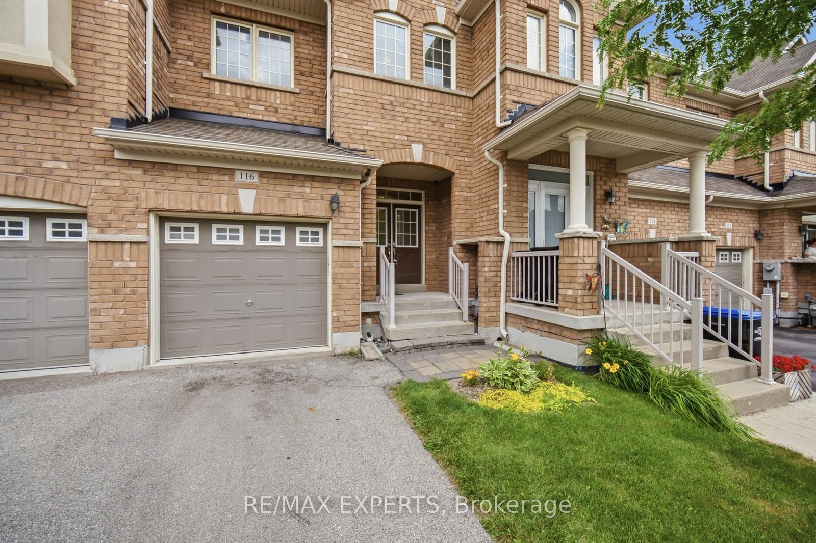 116 McCann Crescent, Bradford West Gwillimbury, ON L3Z 2A5 photo 3