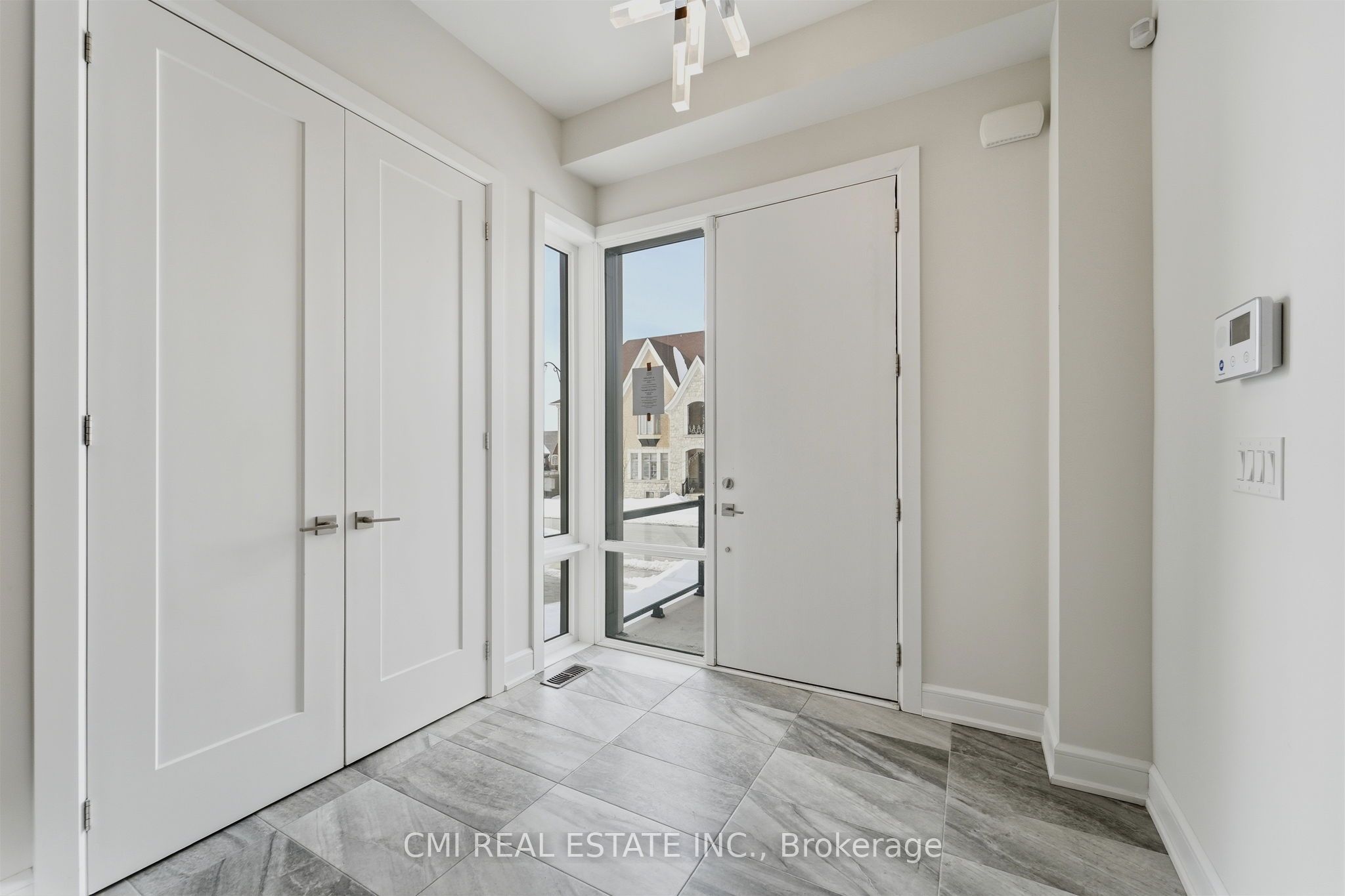 392 Farrell Road, Vaughan, ON L6A 4W8 photo 4