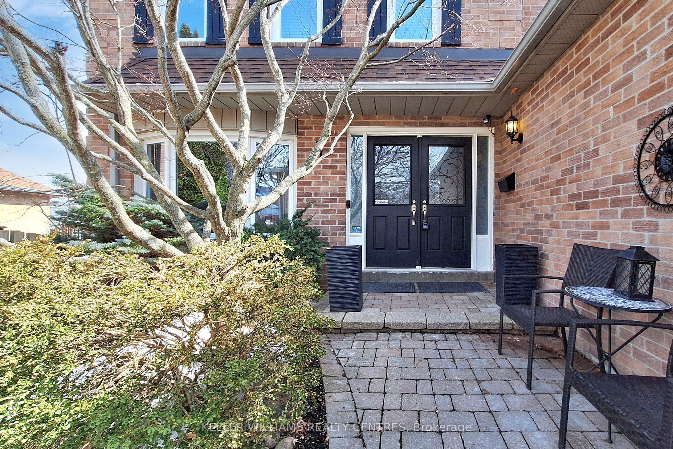 15 Beatty Crescent, Aurora, ON L4G 5V2 photo 4